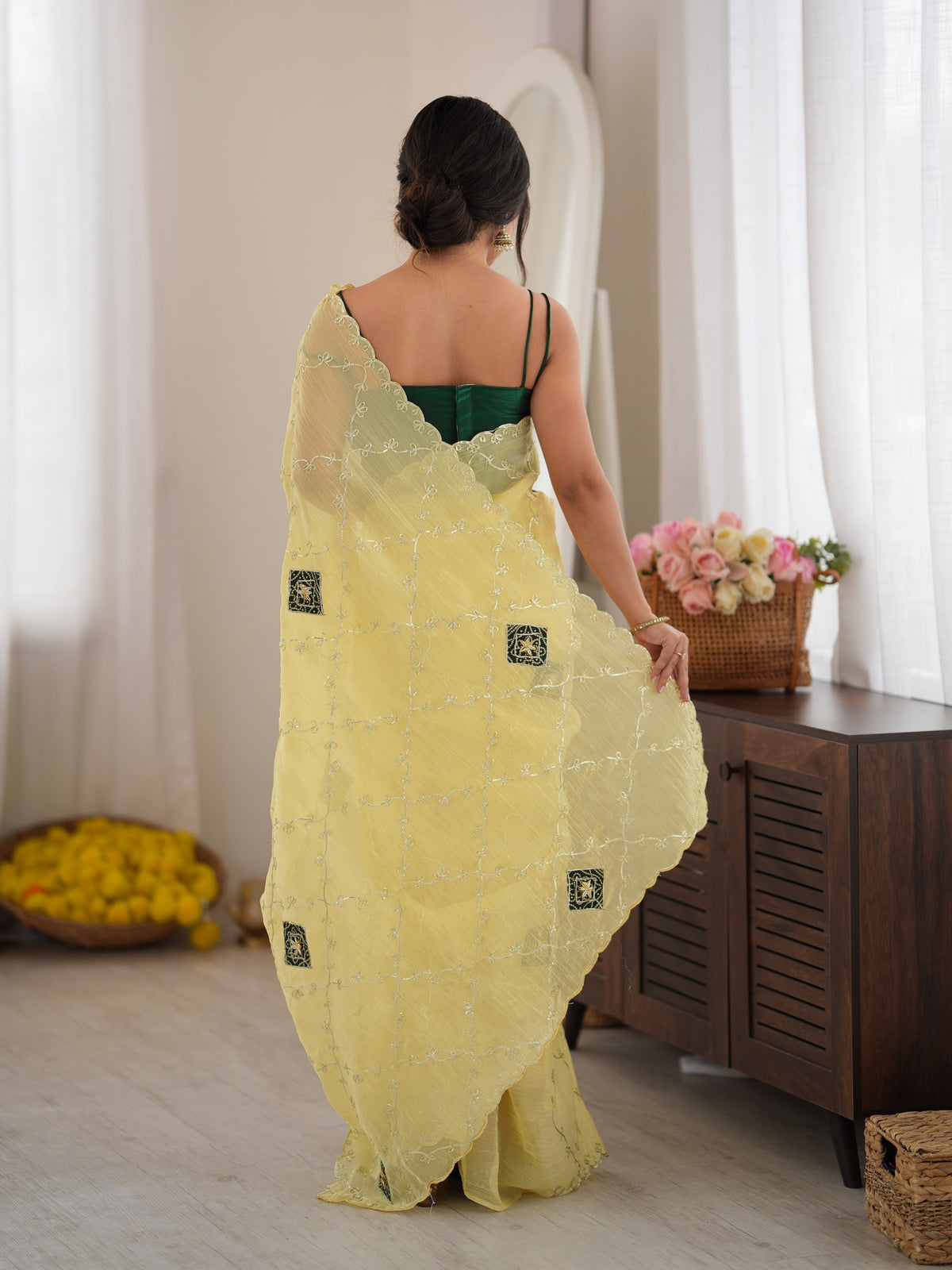 Yellow Paper Silk saree – detail view 3