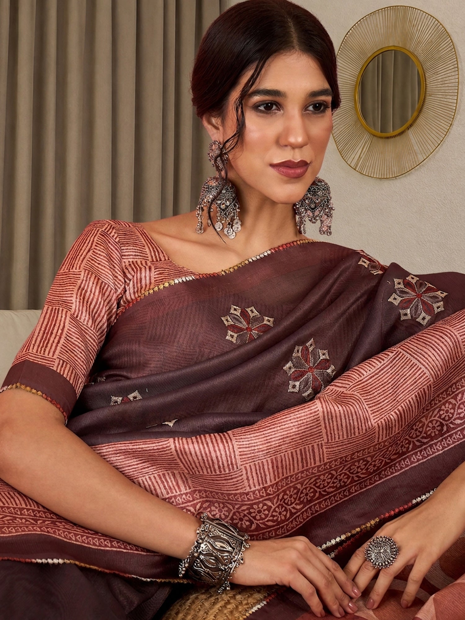 Light Brown Silk Blend saree – detail view 3