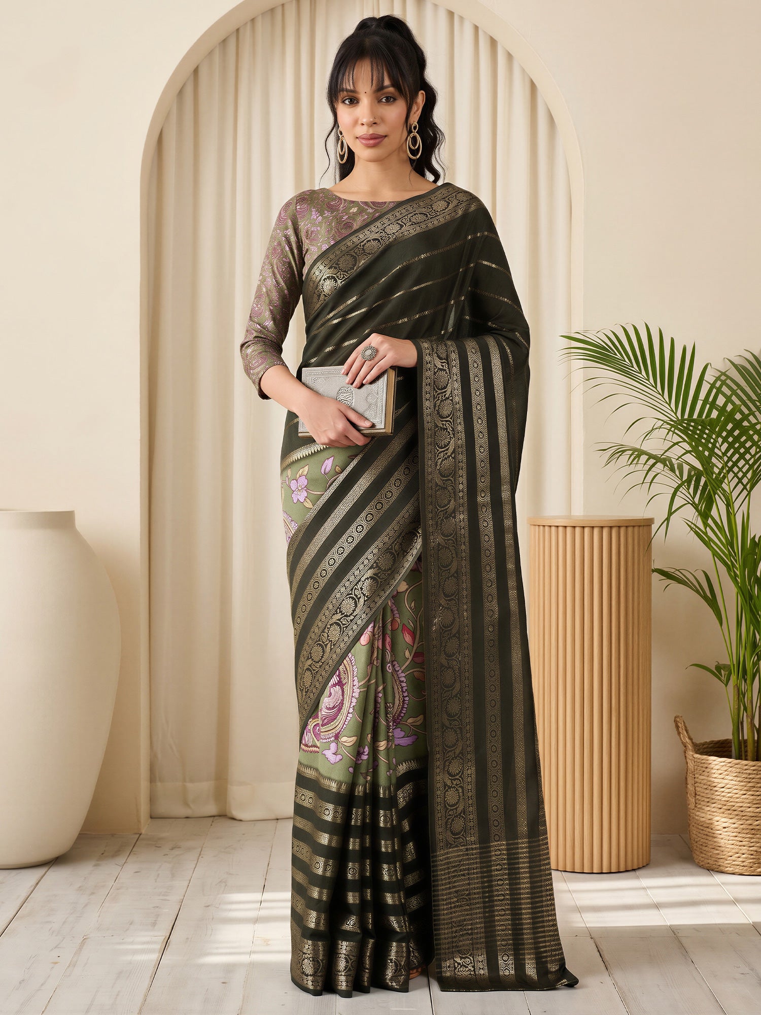Green Viscose Silk saree – detail view 3