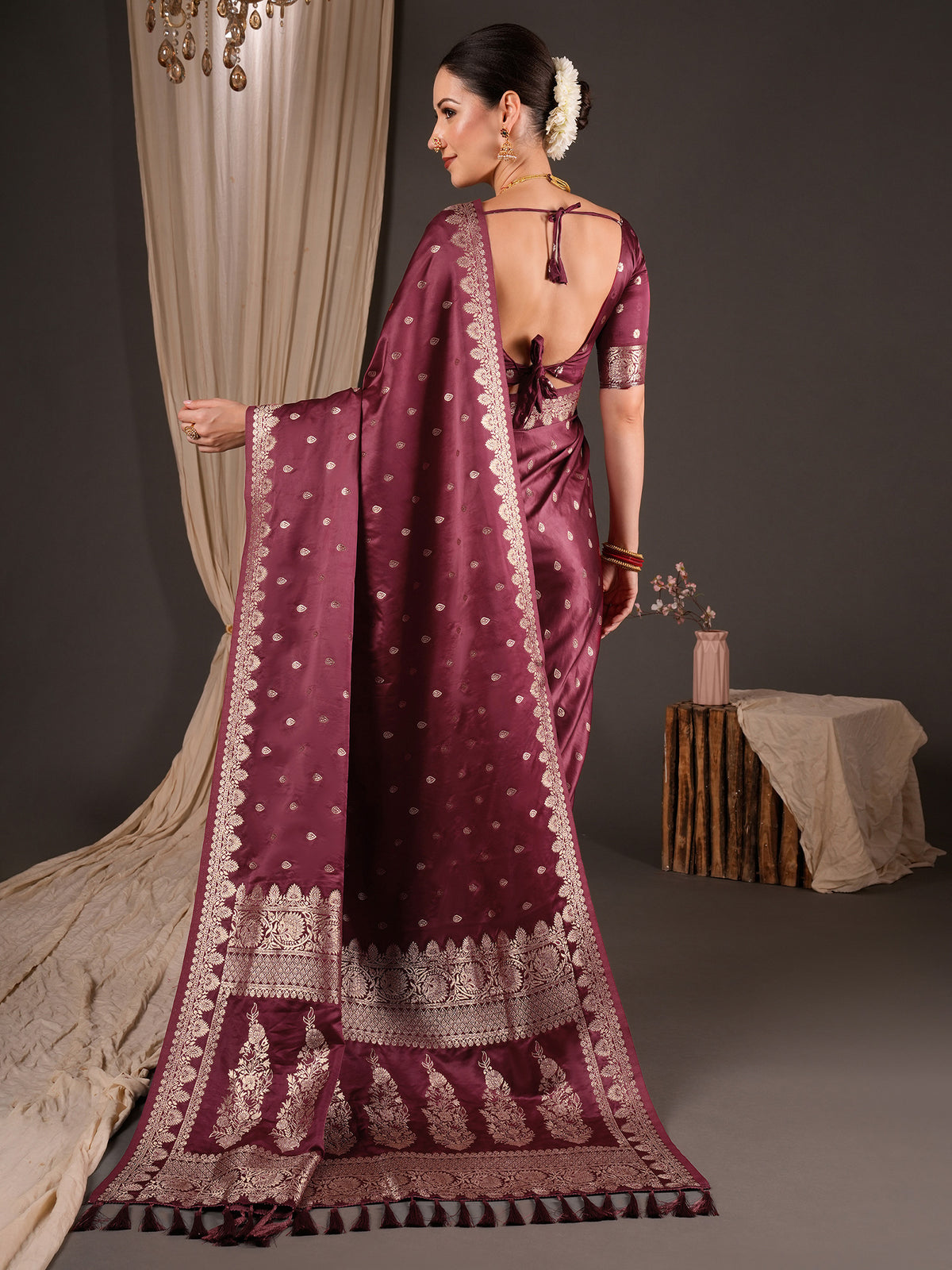 Wine Silk Blend saree – detail view 1