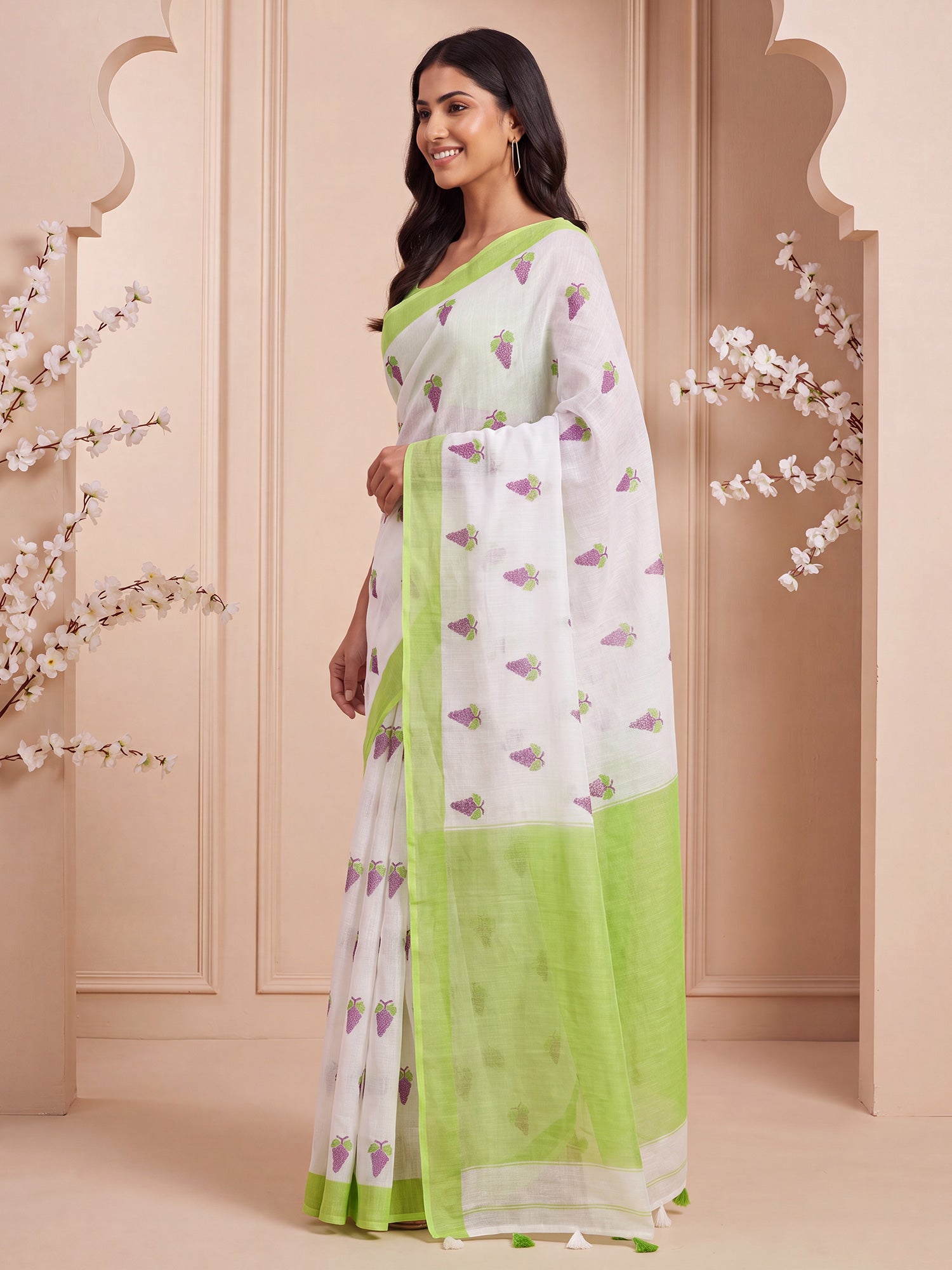 Lime Green Cotton Linen saree – detail view 2