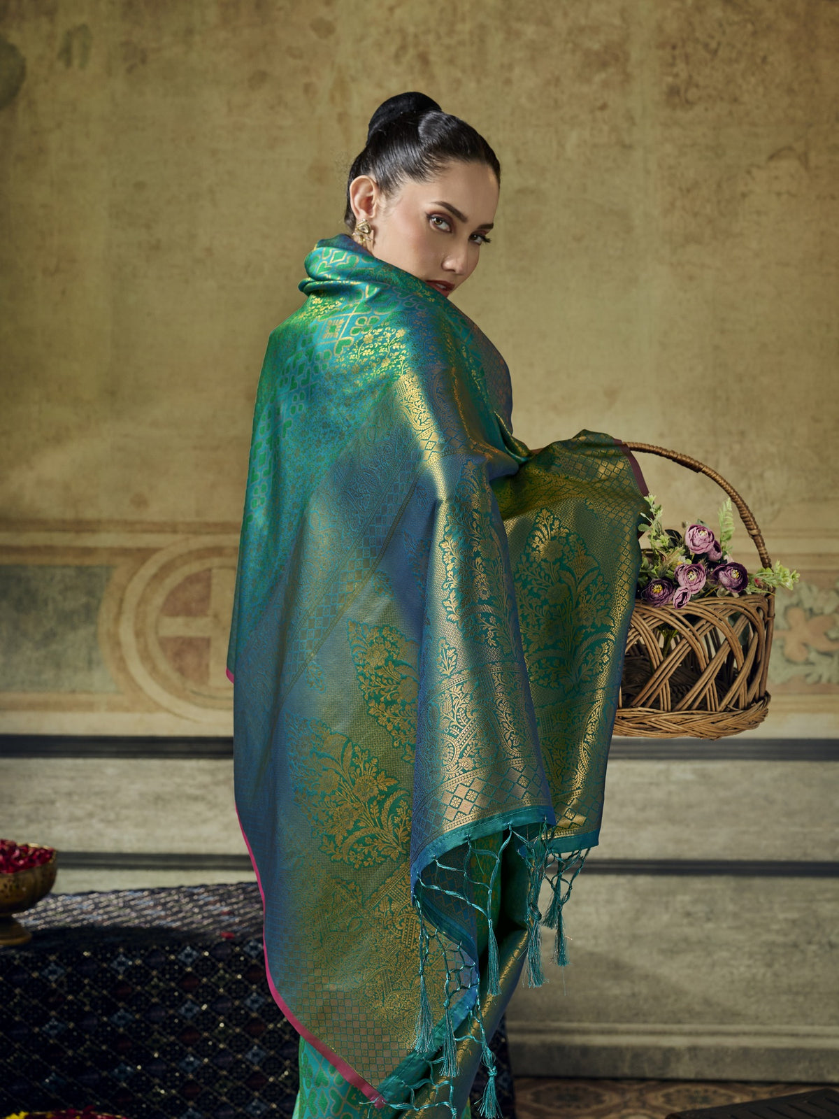 Teal Blue Pure Silk saree – detail view 5