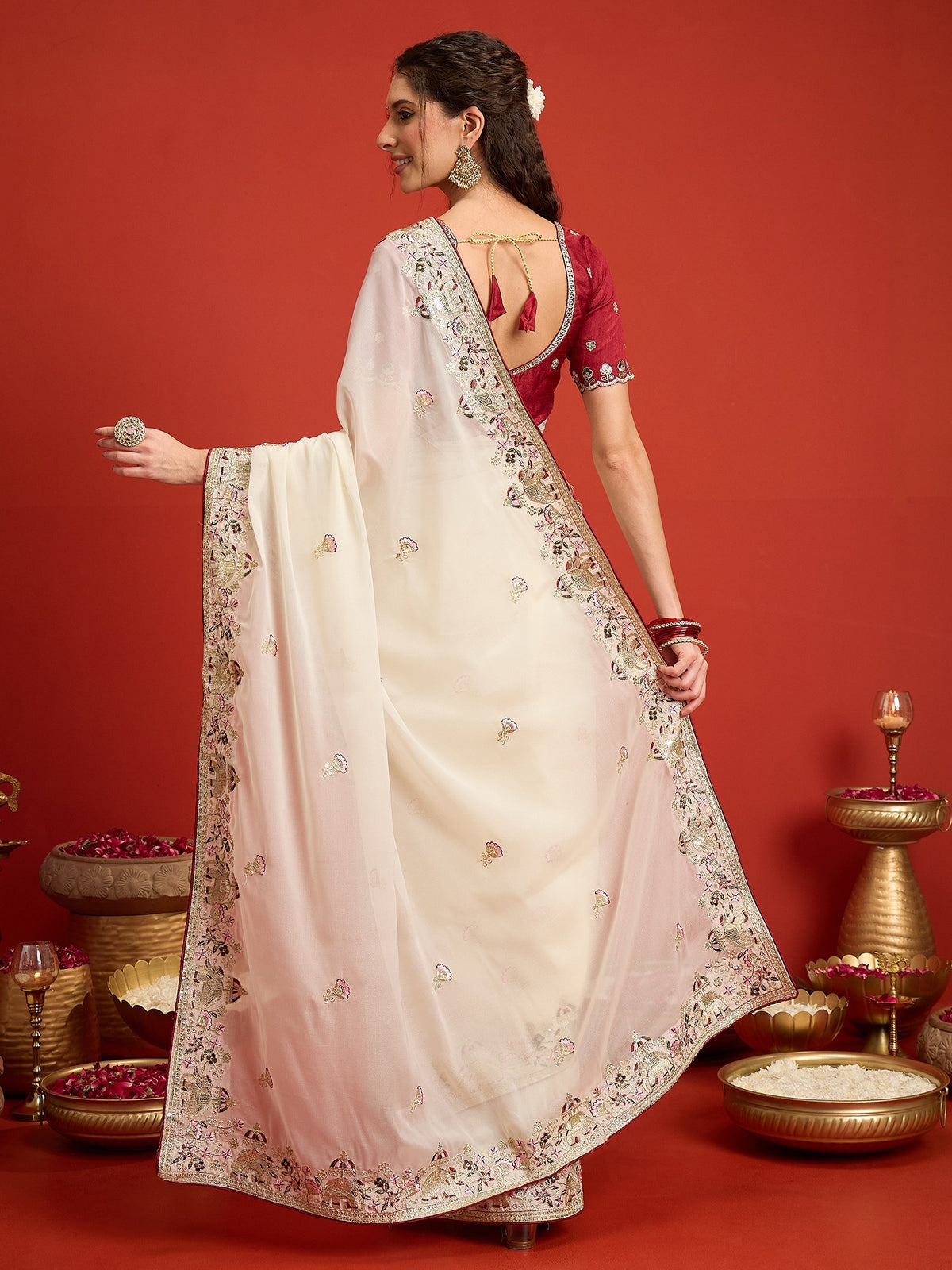 Off White Georgette saree – detail view 6