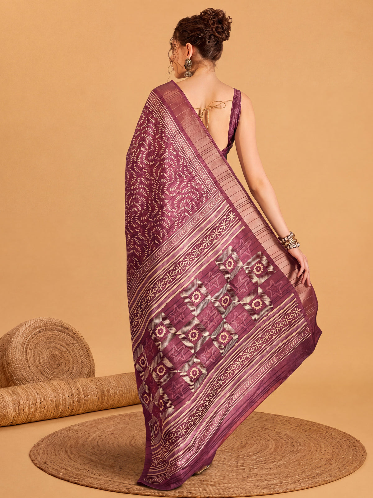 Mauve Silk Blend saree – detail view 1