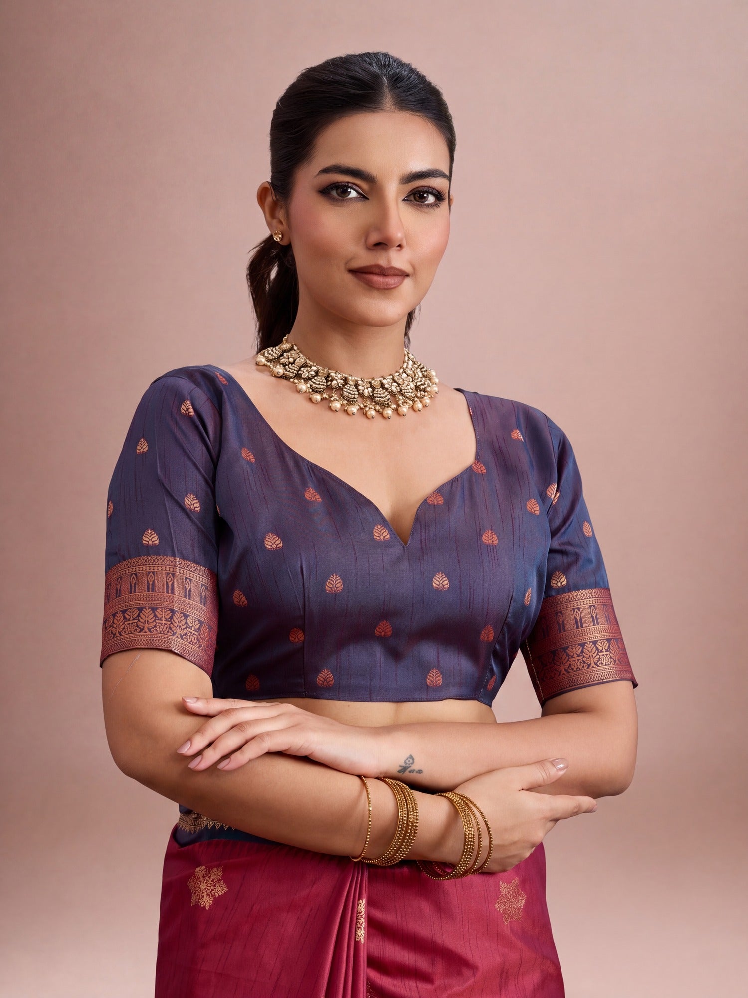 Maroon Tussar Silk saree – detail view 1