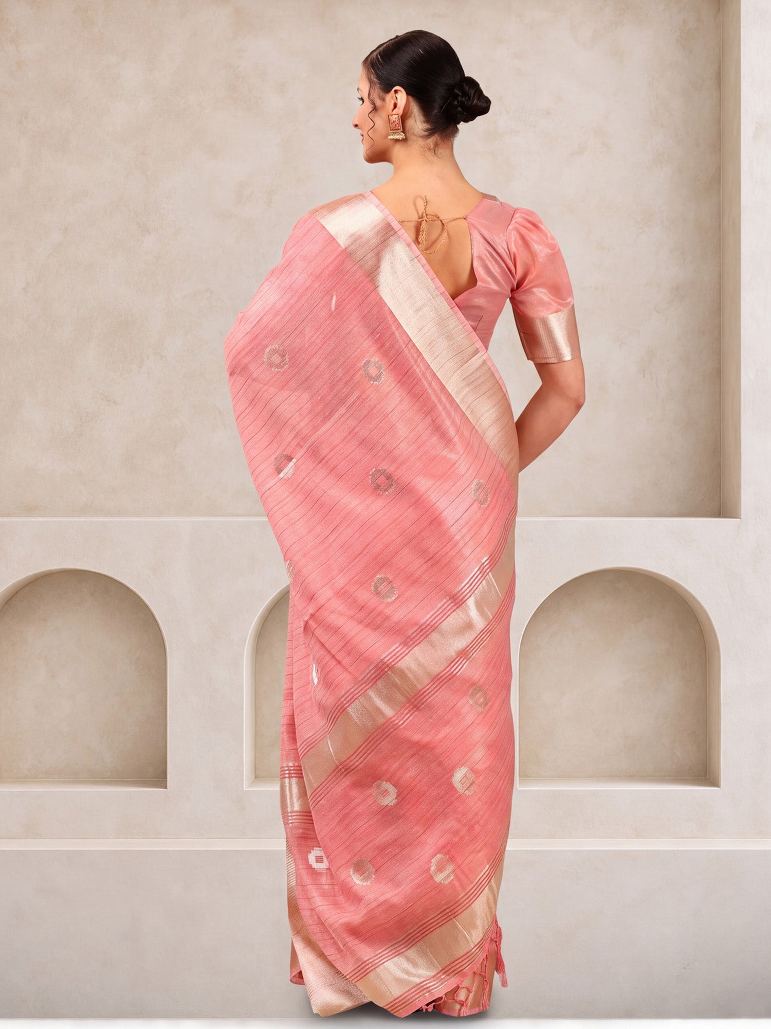 Pink Linen saree – detail view 3