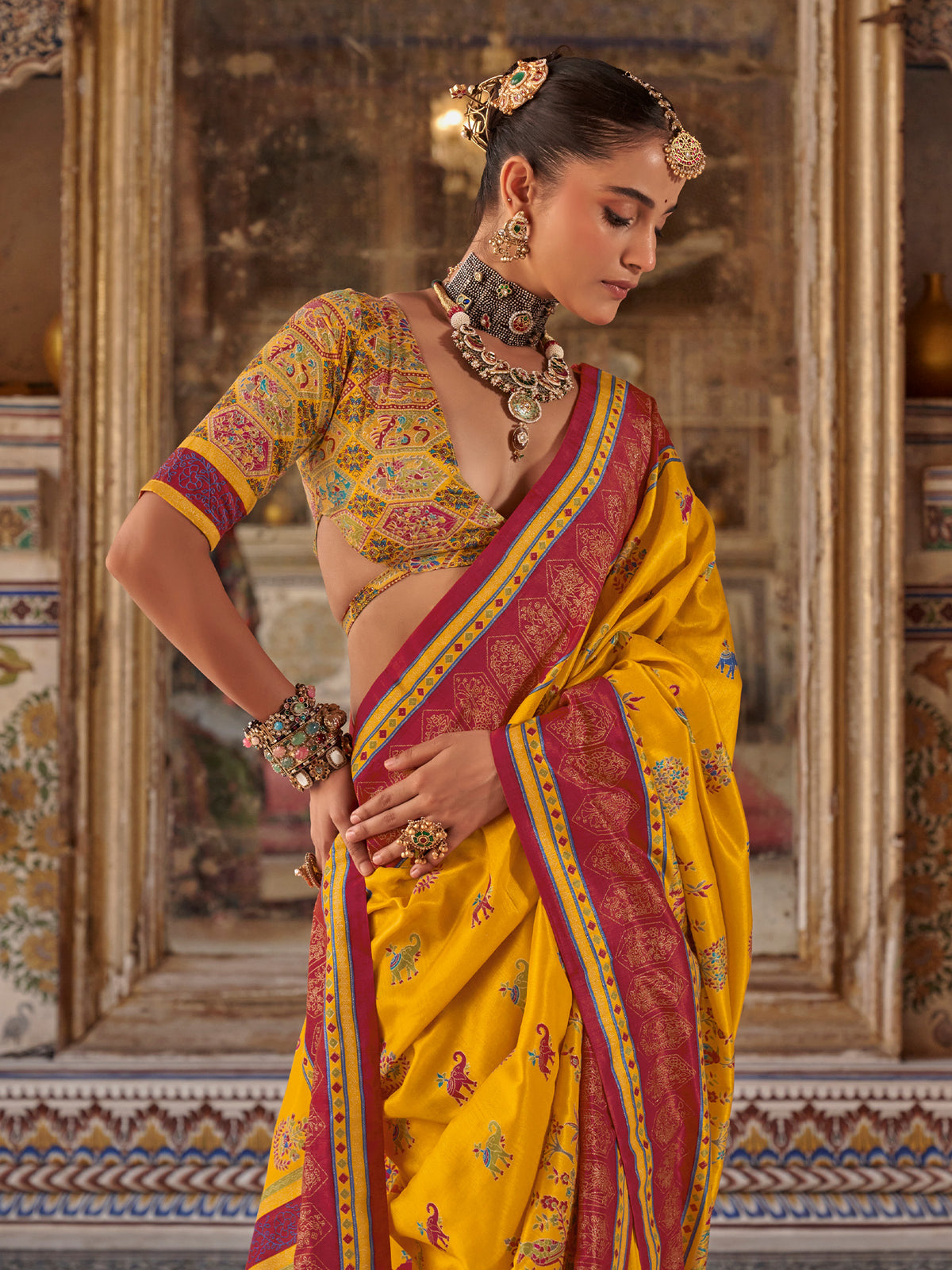 Mustard Silk Blend saree – detail view 2