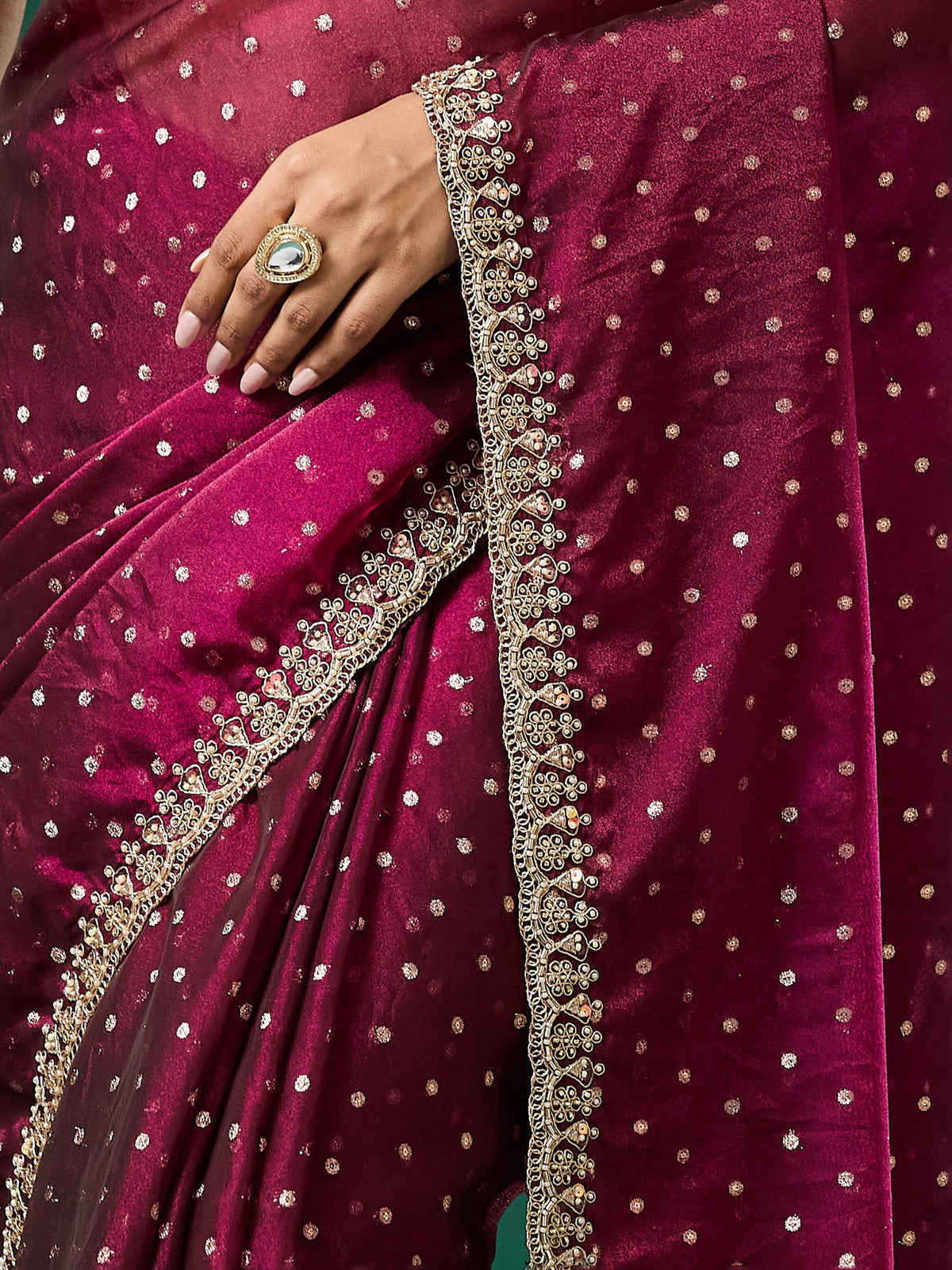 Wine Georgette saree – detail view 4