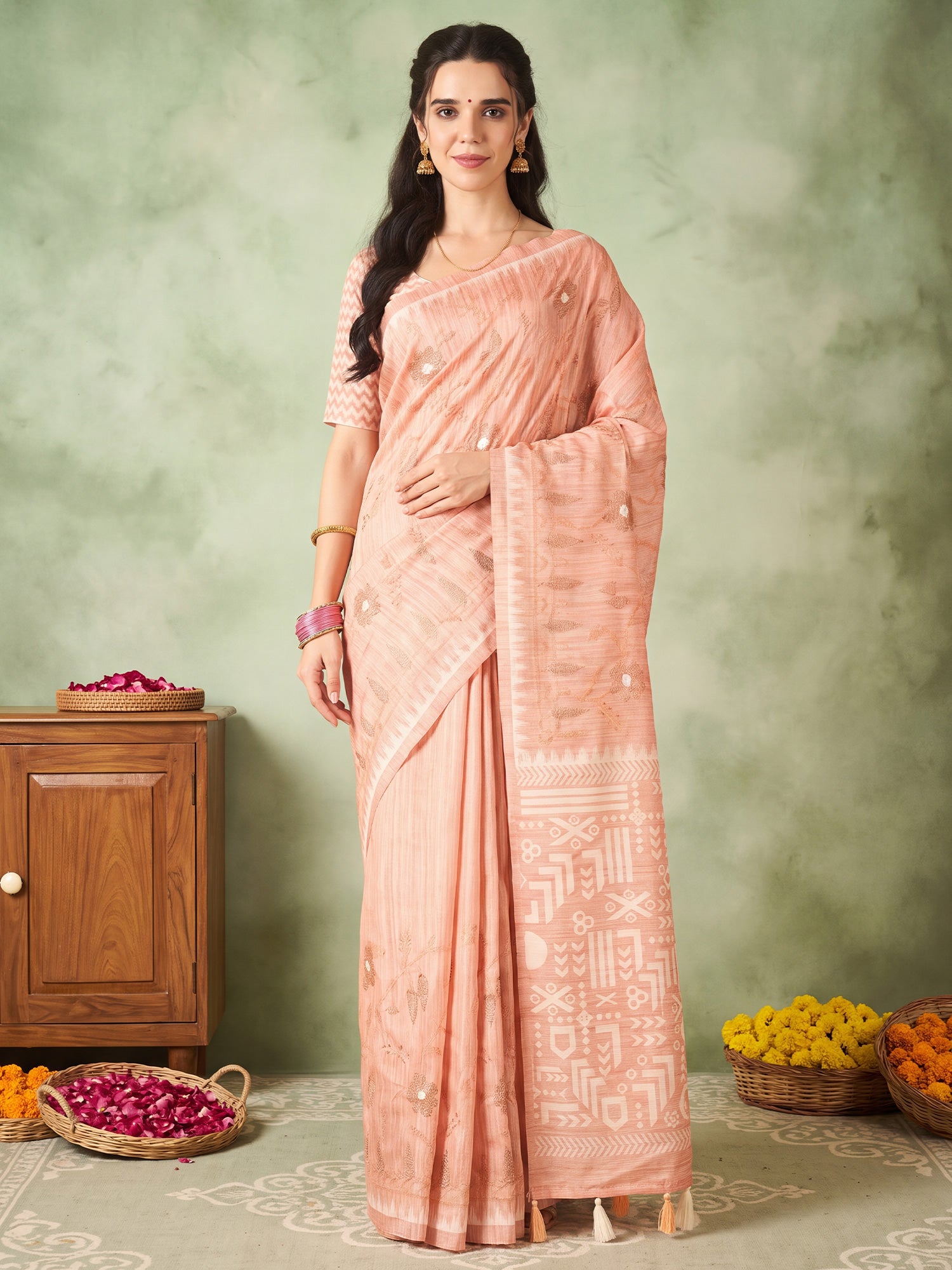 Peach Silk Blend saree – detail view 3