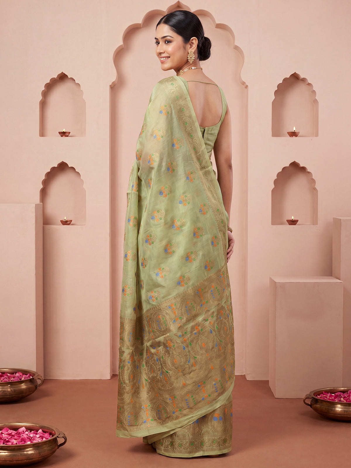 Light Green Silk Blend saree – detail view 1
