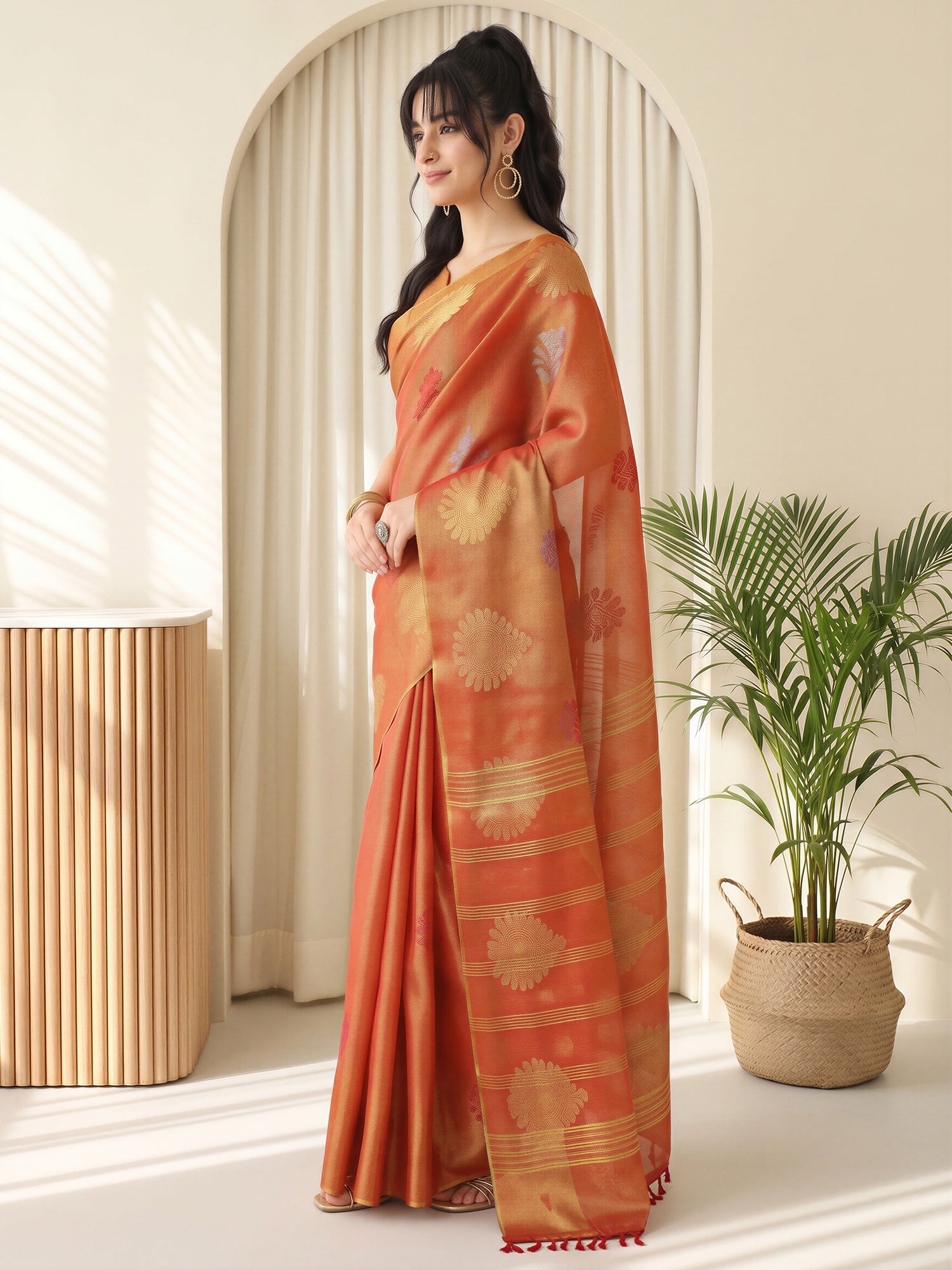 Rust Linen saree – detail view 2