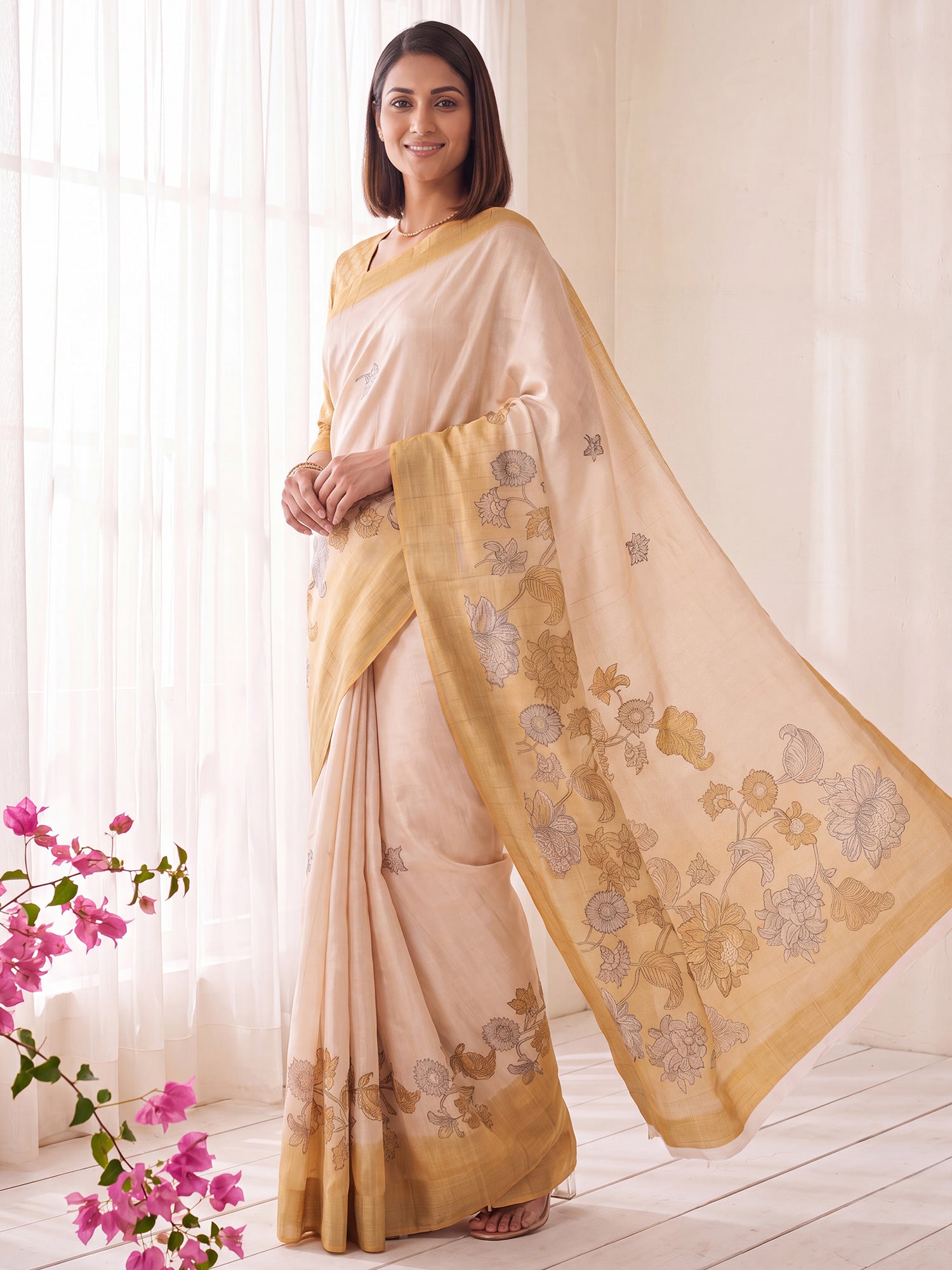 White Satin Silk saree – detail view 3