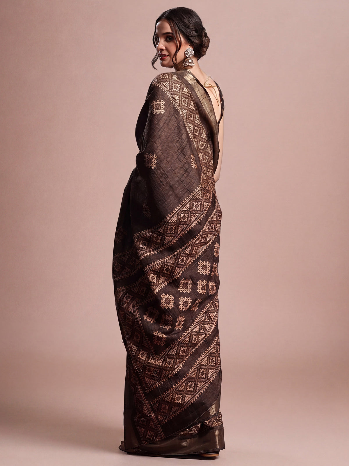 Brown Silk Blend saree – detail view 1