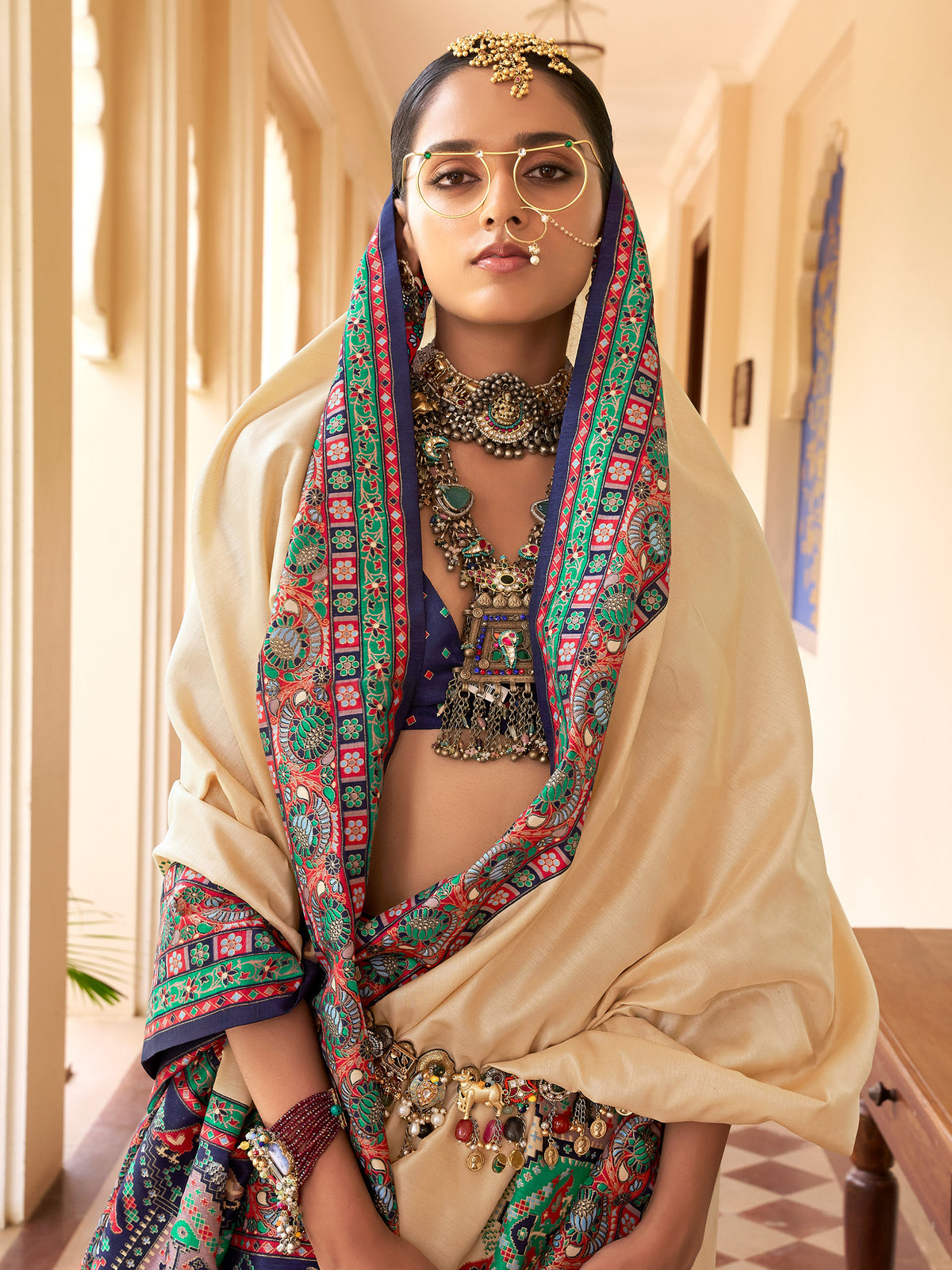 Beige Silk Blend saree – detail view 1
