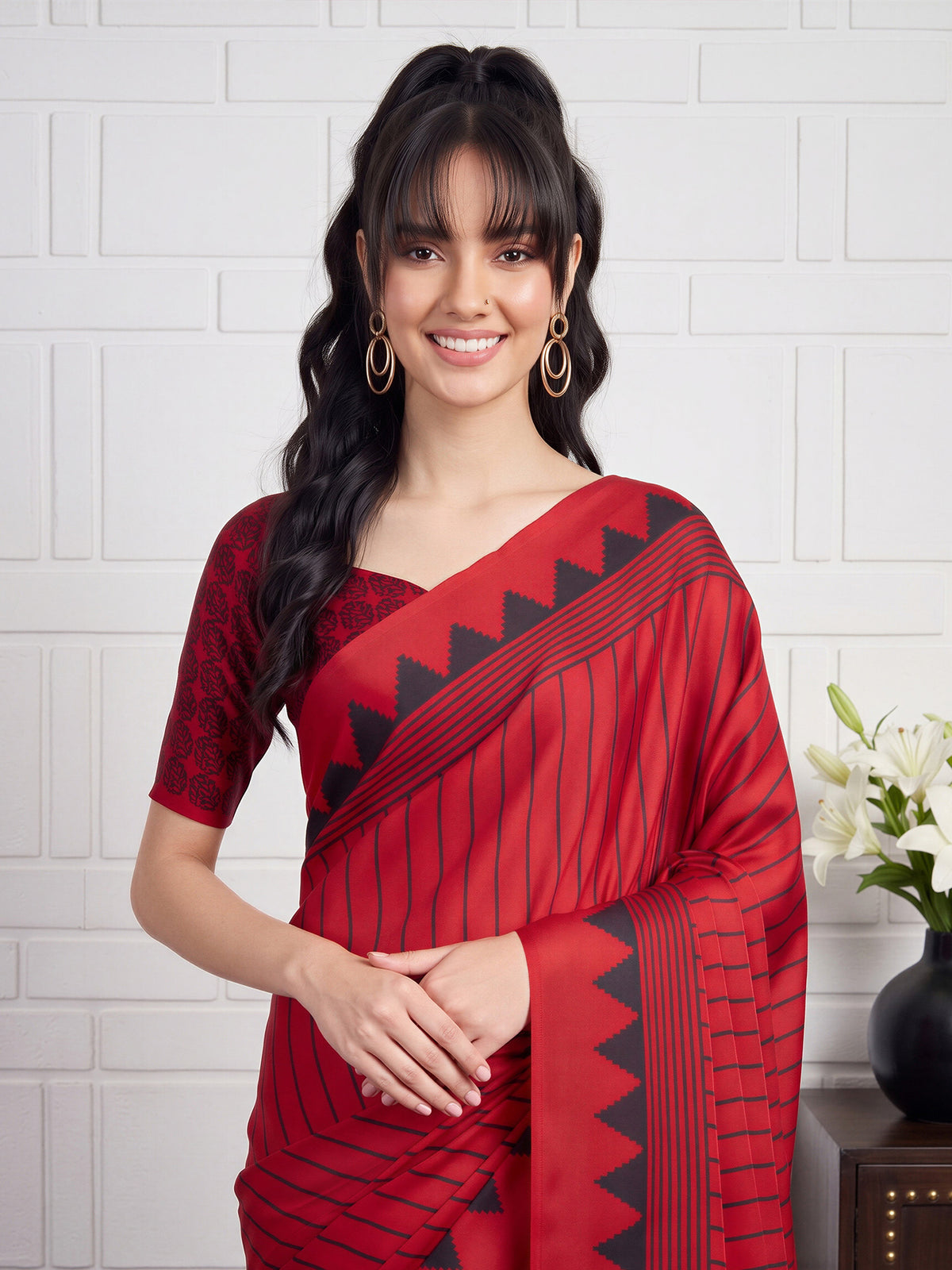 Red Satin saree – detail view 4