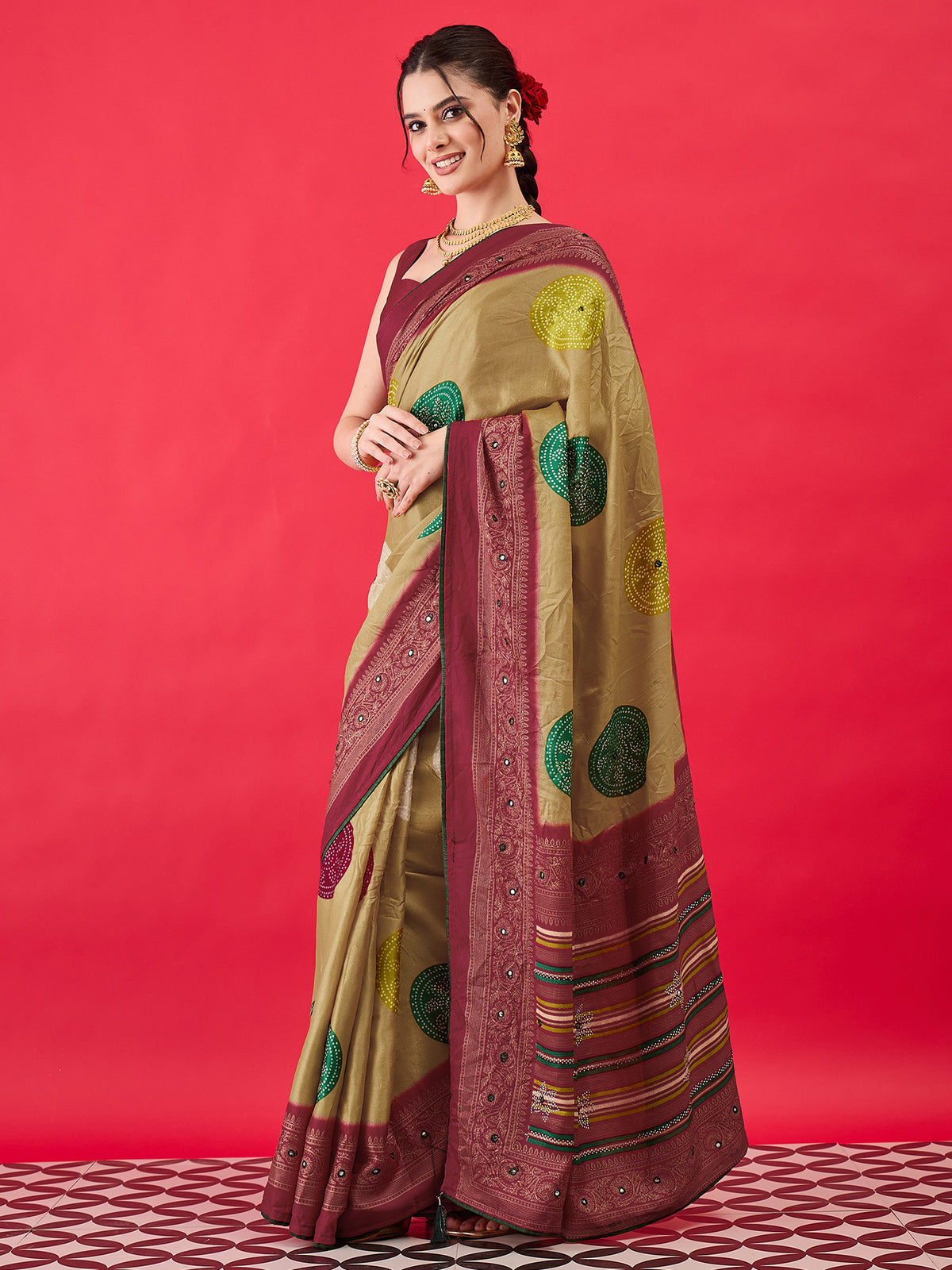 Gold Georgette saree – detail view 2