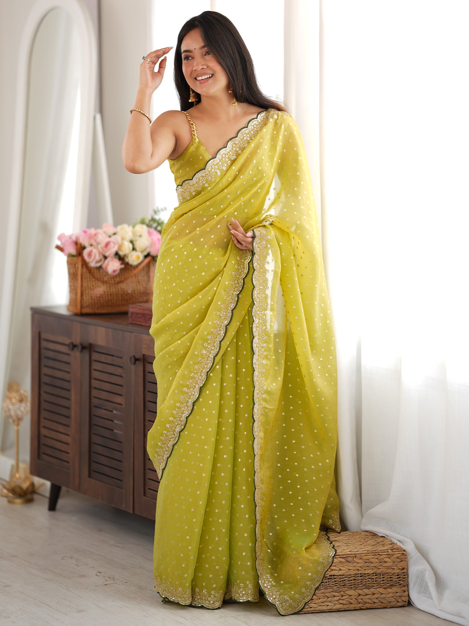 Lime Green Silk Blend saree – detail view 1