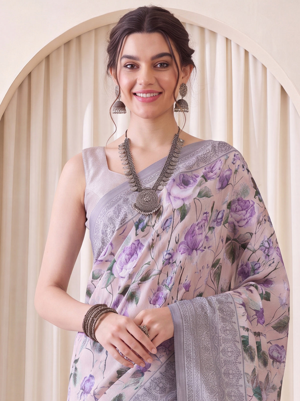 Beige Silk Blend saree – detail view 4