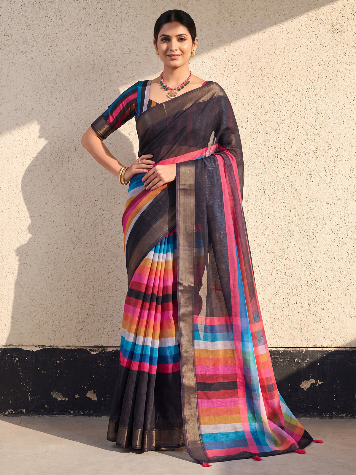Black Linen saree – detail view 3