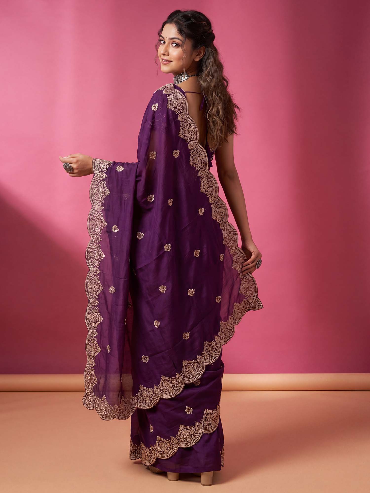 Purple Georgette saree – detail view 1