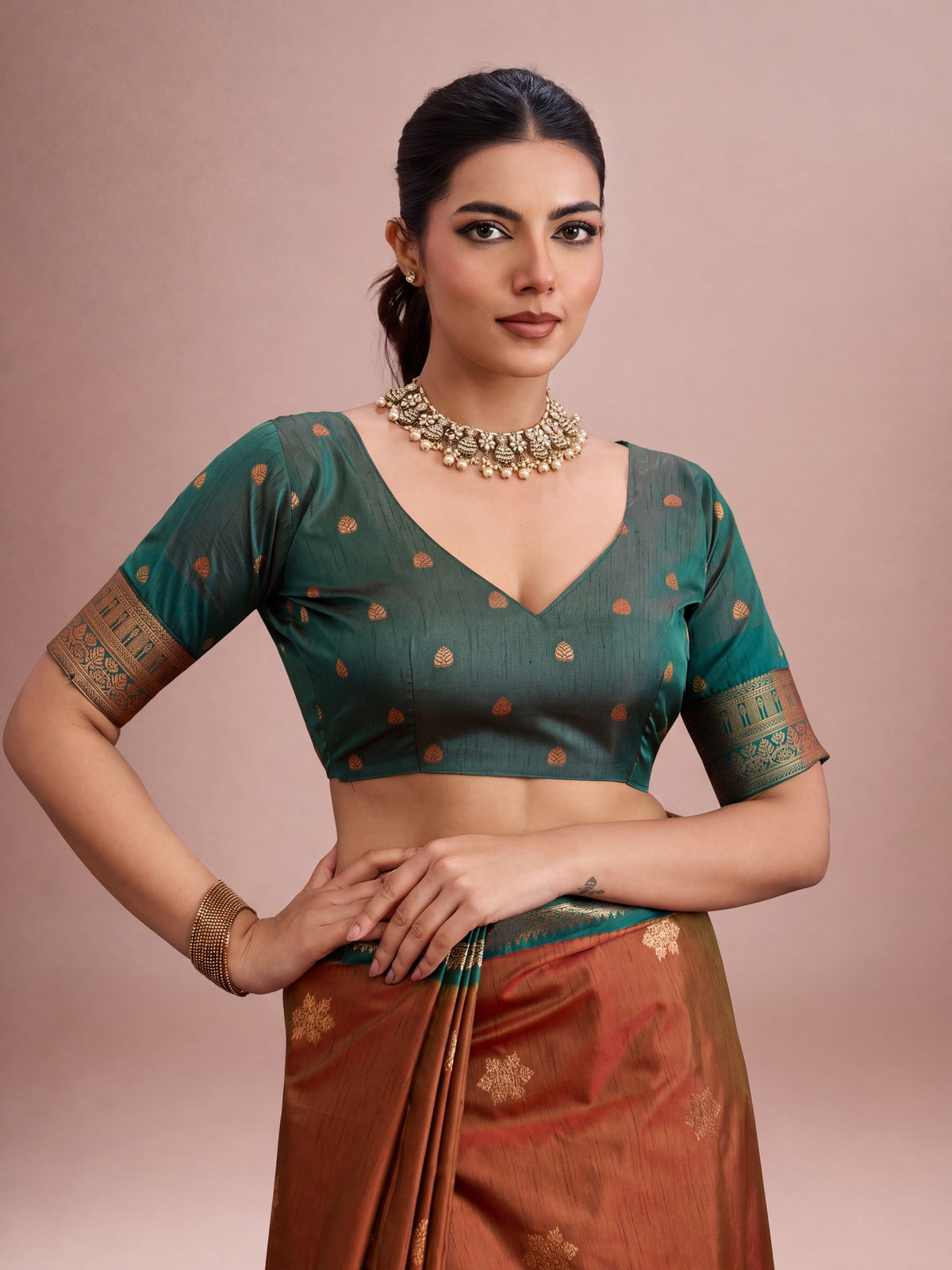 Rust Tussar Silk saree – detail view 2
