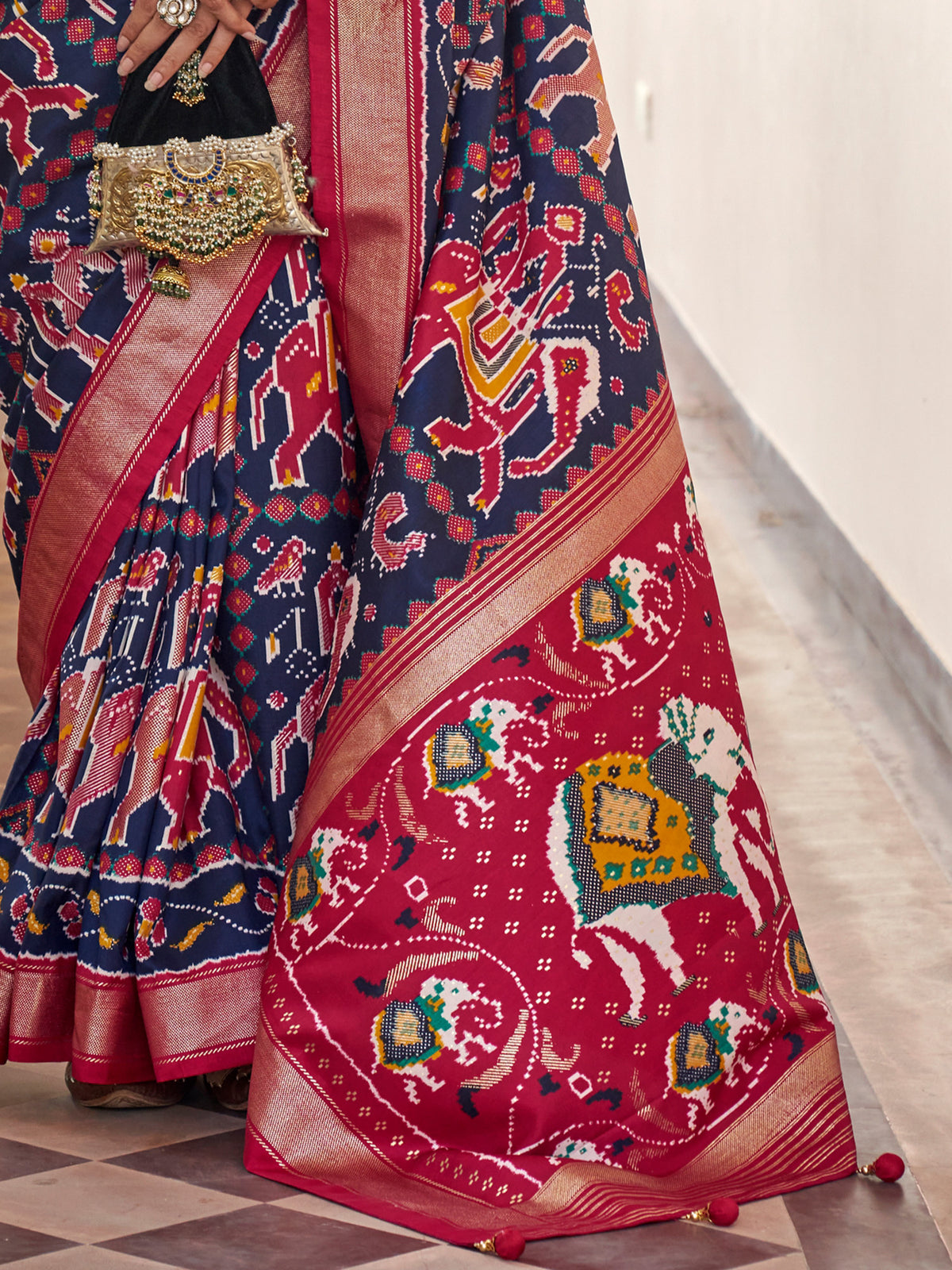 Navy Blue silk blend saree view 4