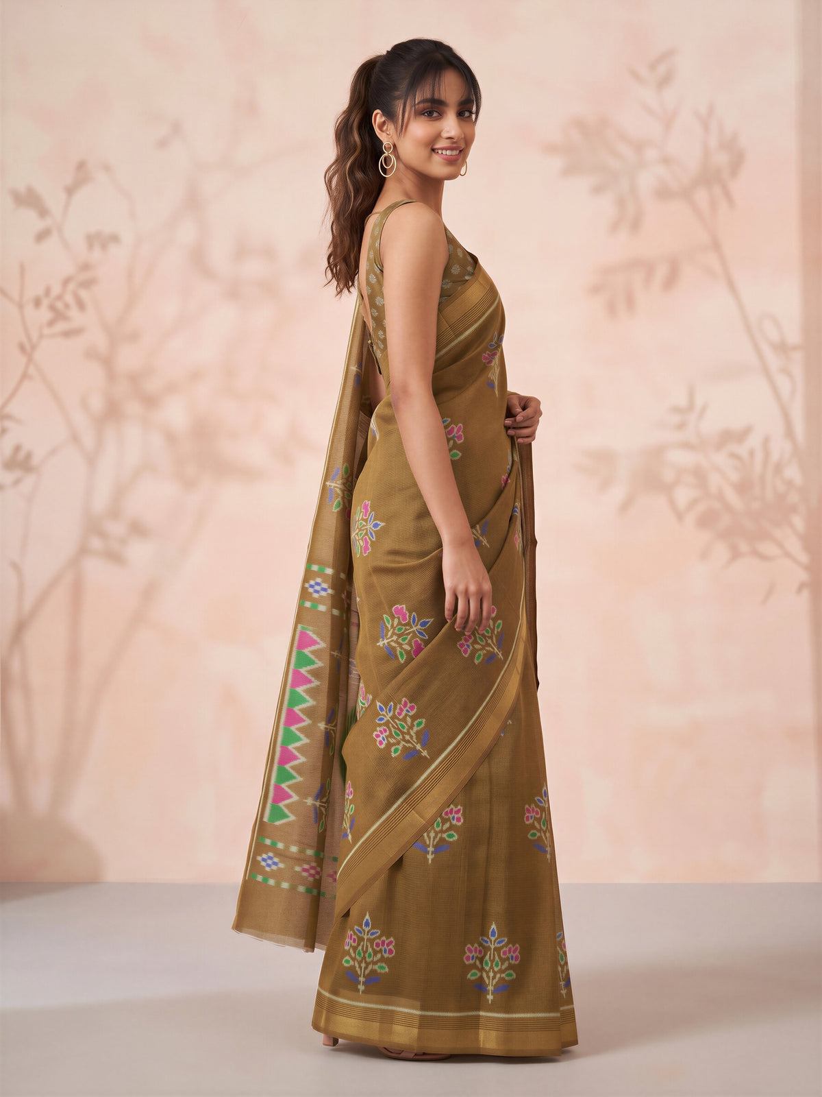 Olive Cotton Linen saree – detail view 2