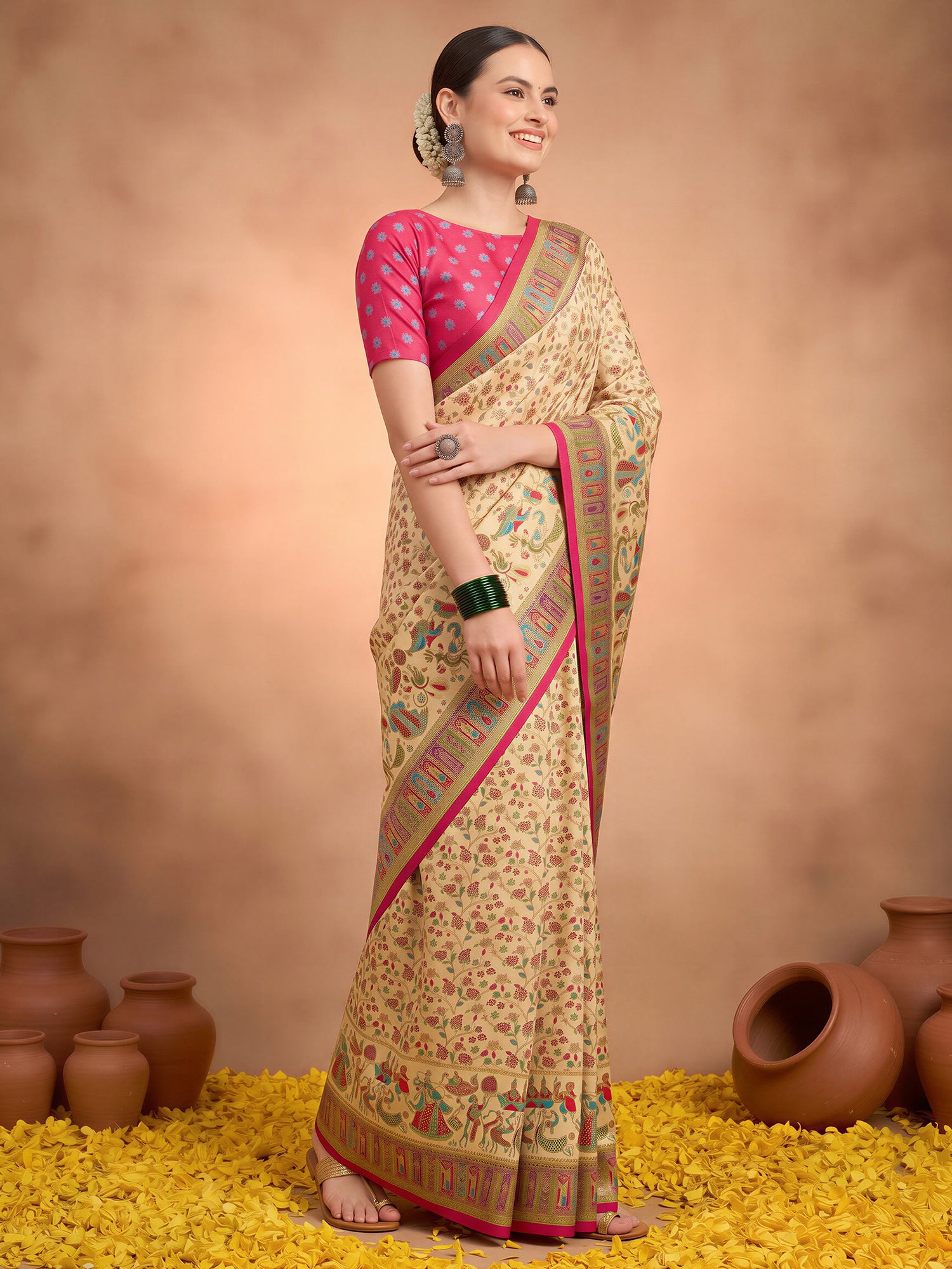 Cream Silk Blend saree – detail view 2