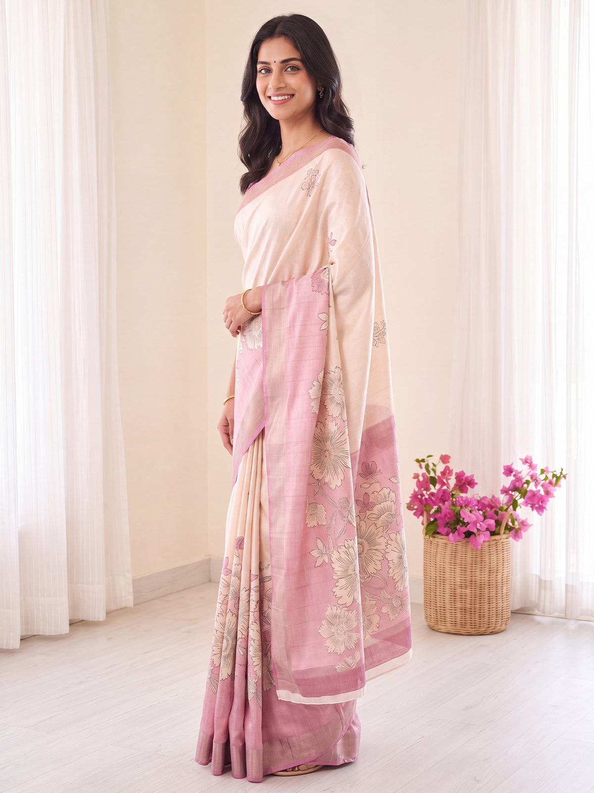 White Satin Silk saree – detail view 2