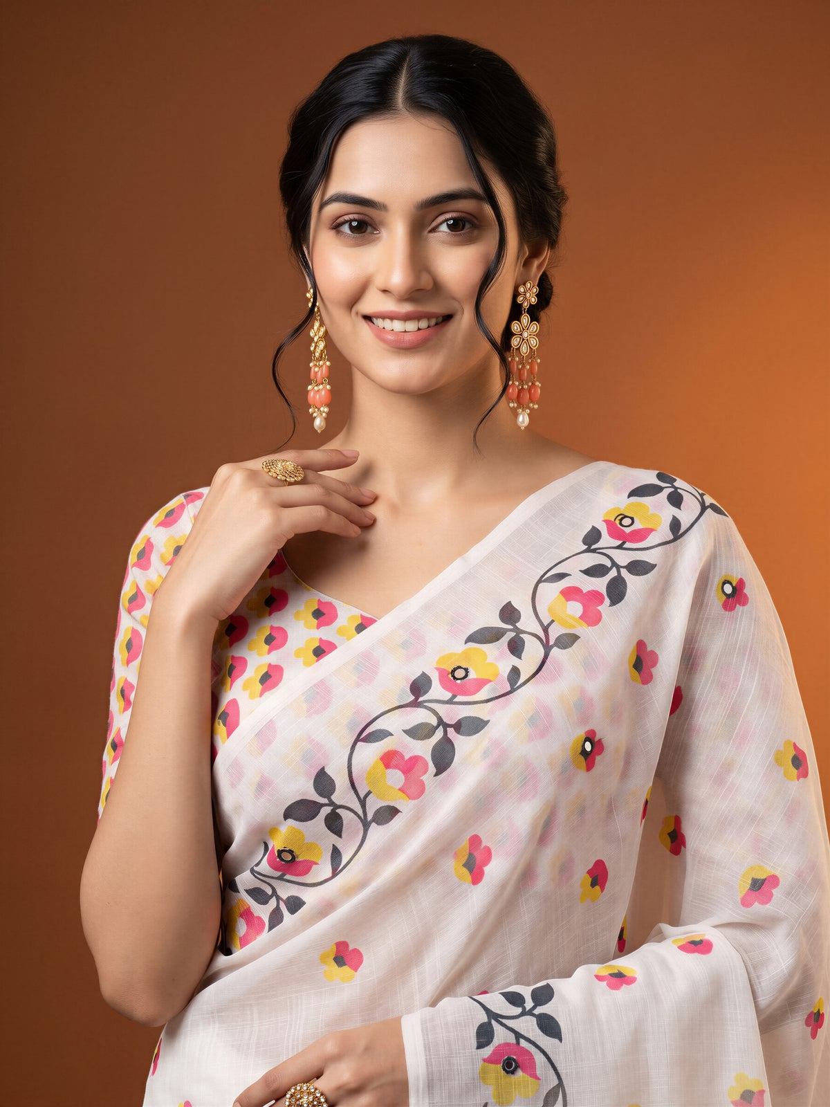 Off White Linen Blend saree – detail view 4
