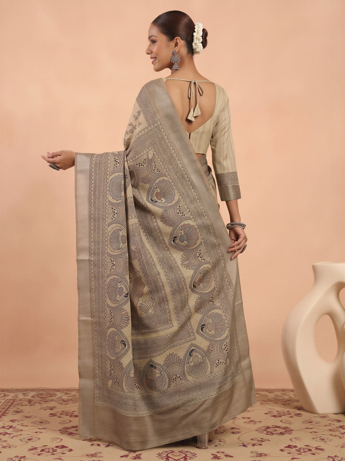 Cream Satin Silk saree – detail view 1