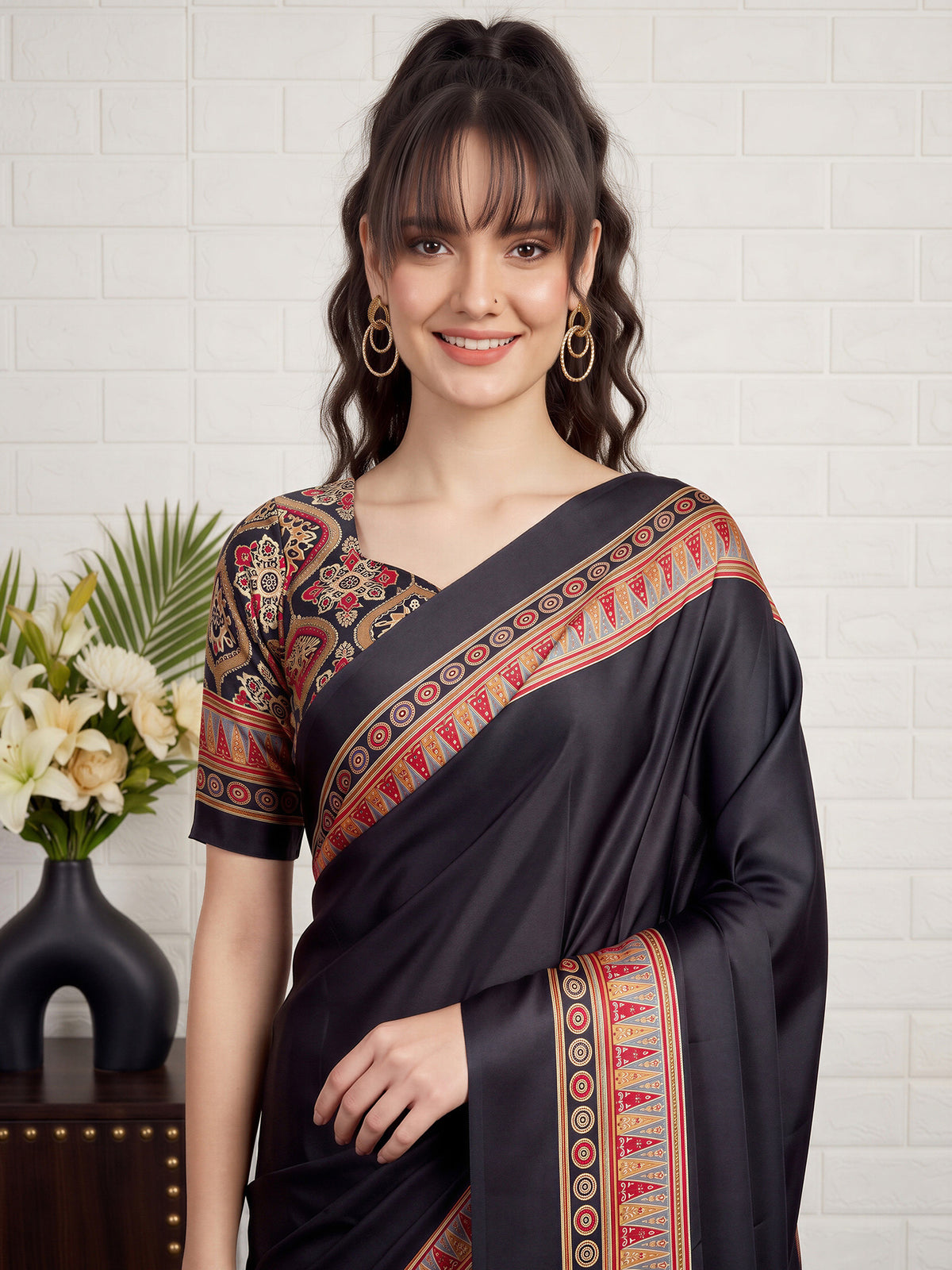 Black Satin saree – detail view 4