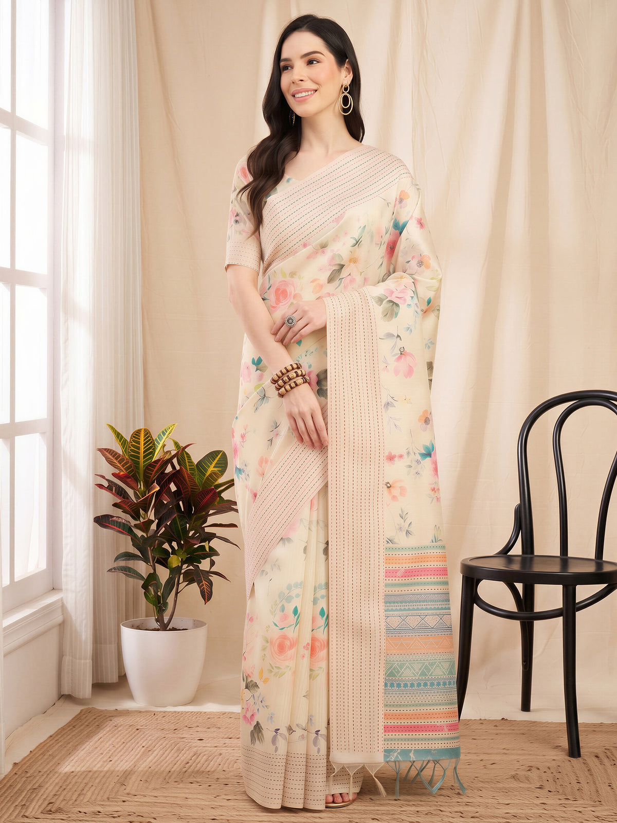 Off White Silk Cotton saree – detail view 3