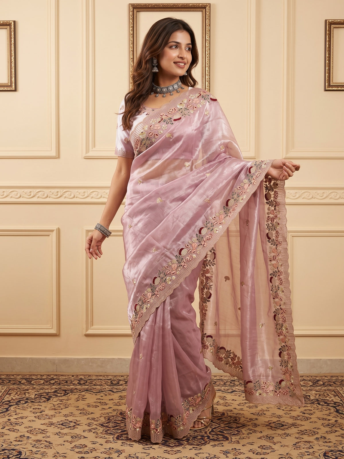 Lavender Organza saree – detail view 2