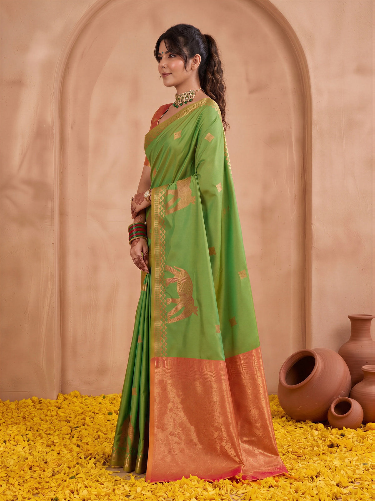 Green Silk saree – detail view 2