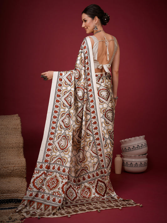 Off White Satin saree – detail view 1