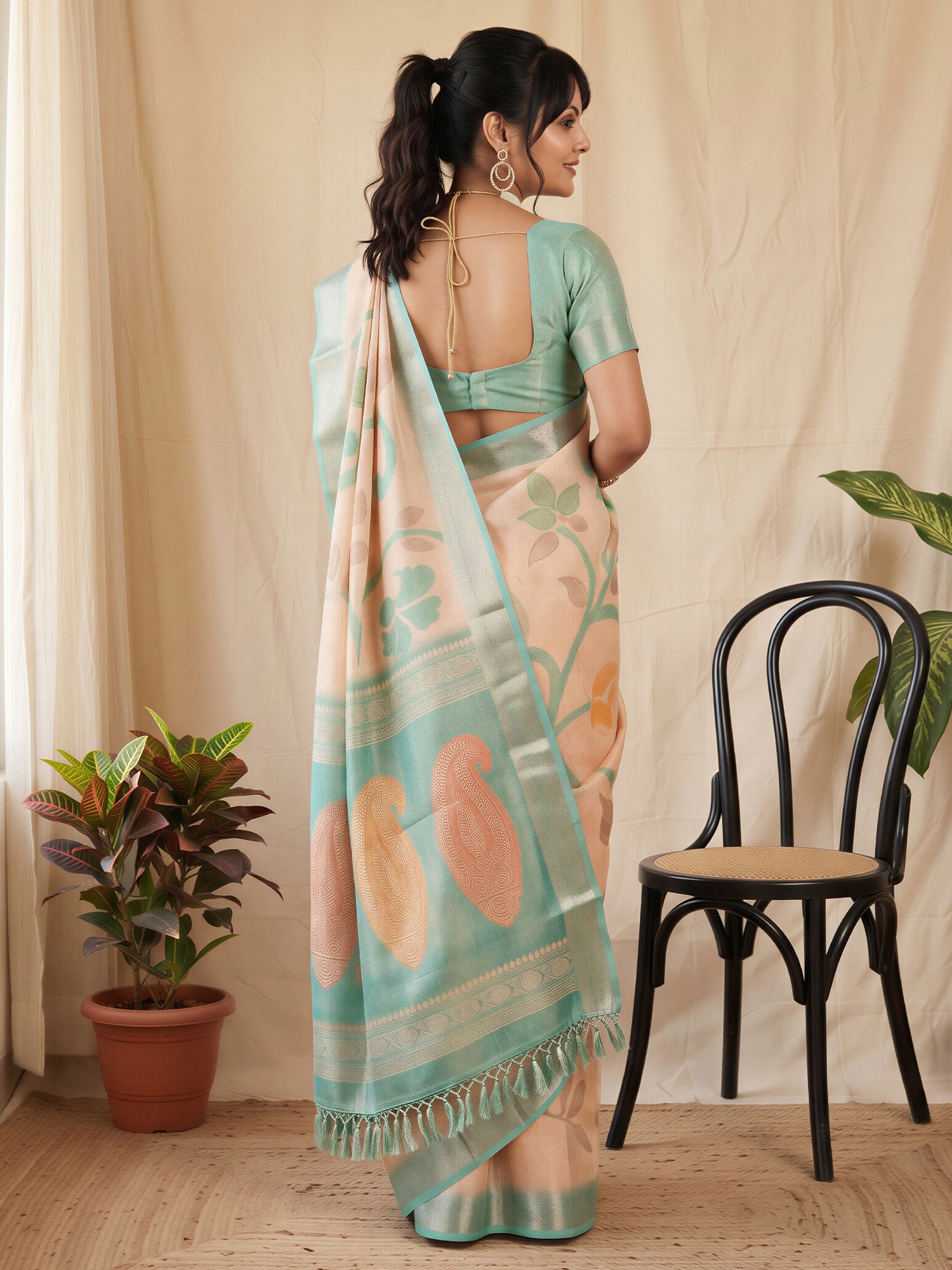 Peach Cotton Silk saree – detail view 1