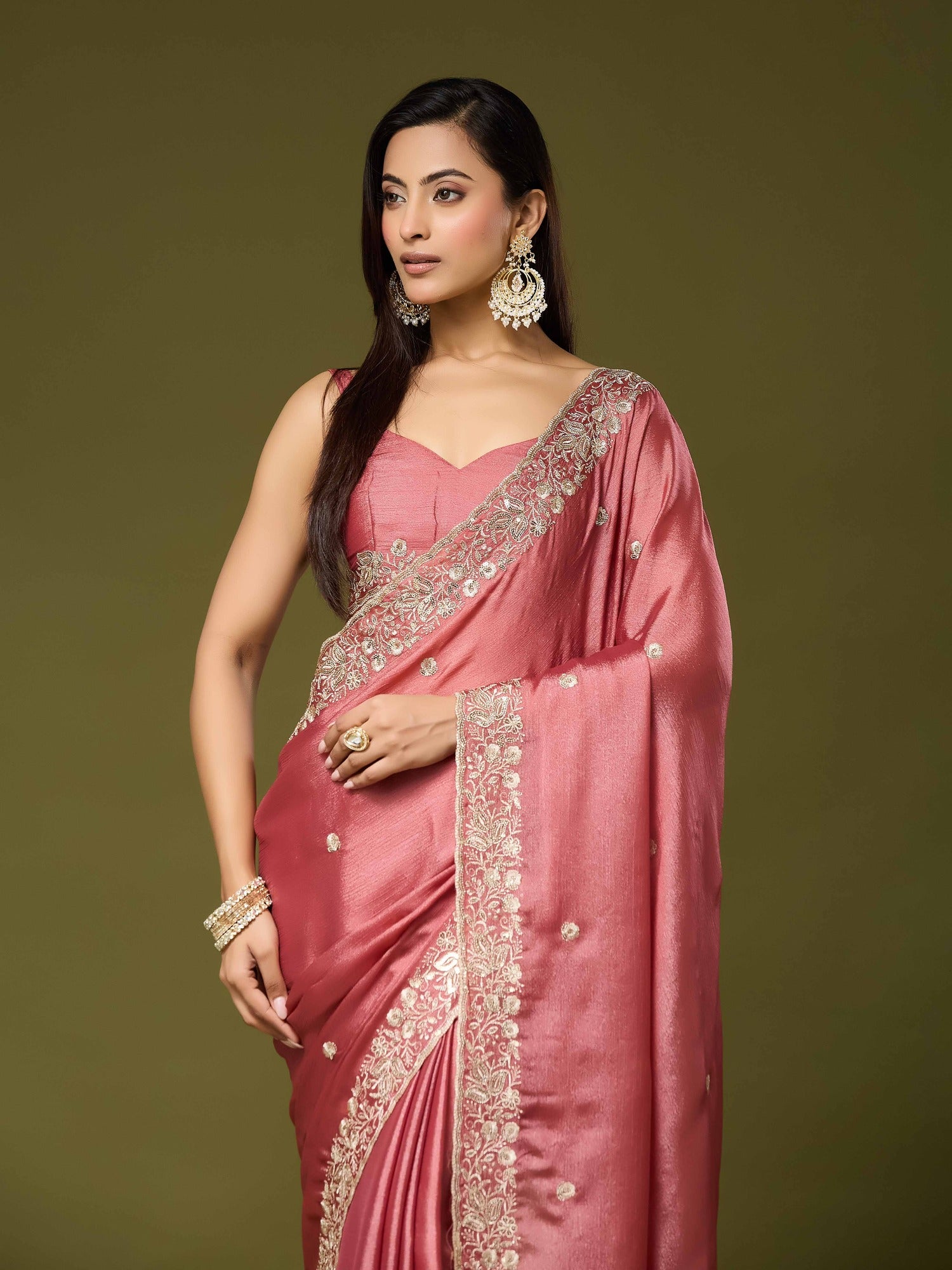 Peach Chinnon saree – detail view 5