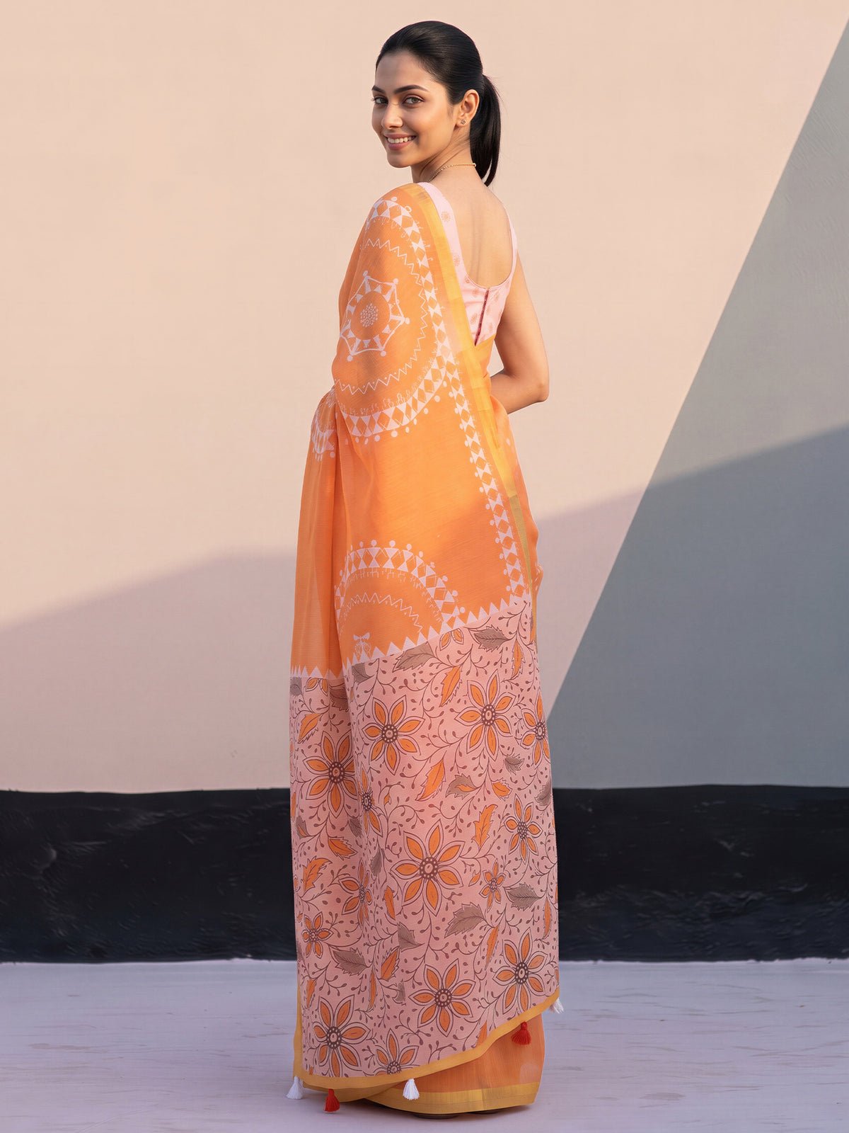 Orange Cotton Blend saree – detail view 1