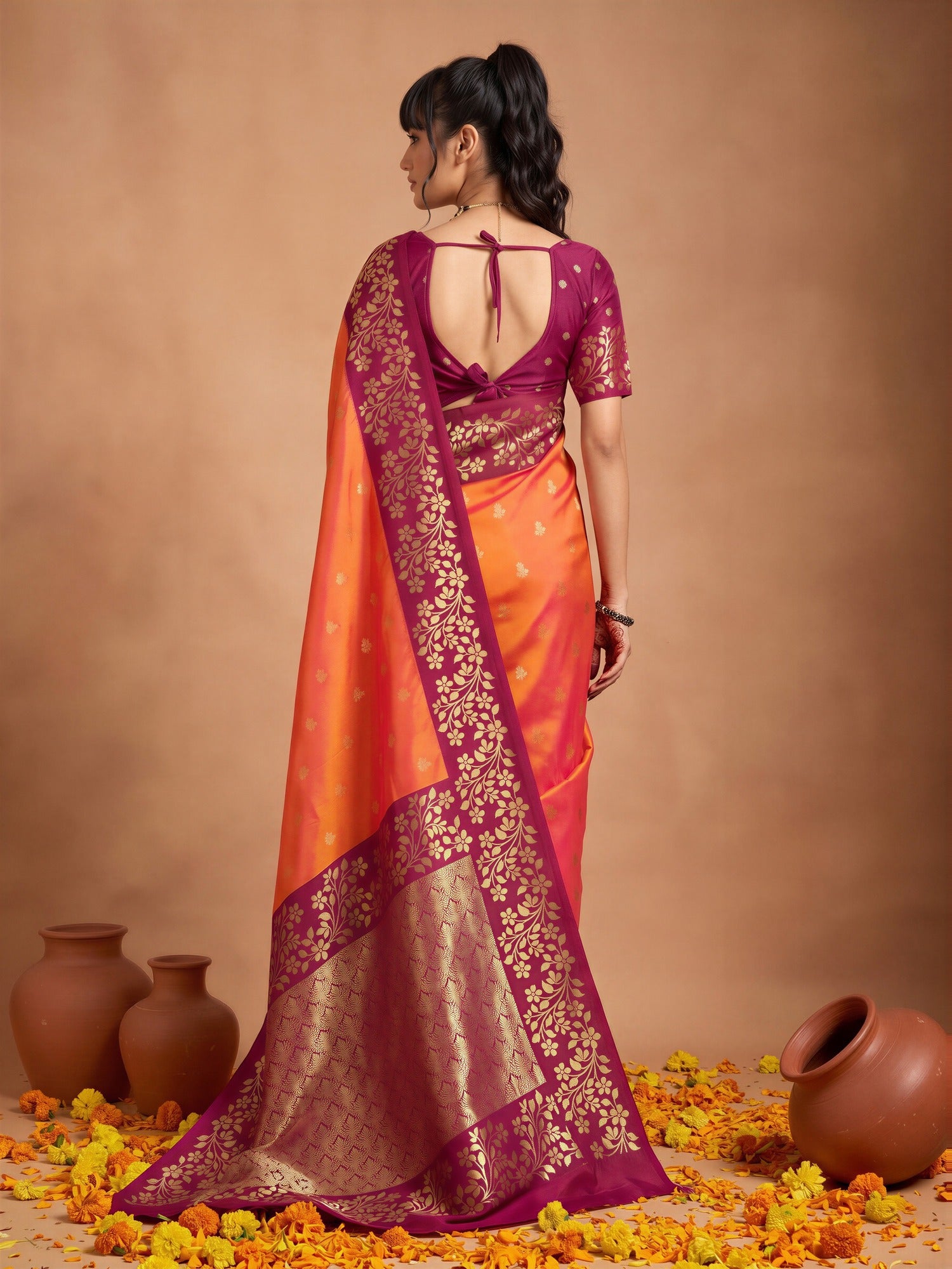 Orange Cotton Blend saree – detail view 1