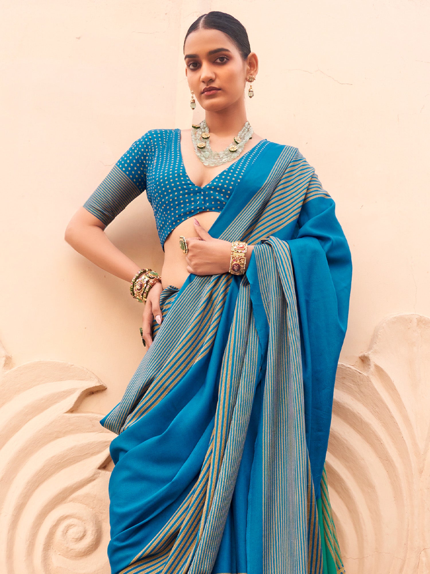 Teal Blue Silk Blend saree – detail view 3