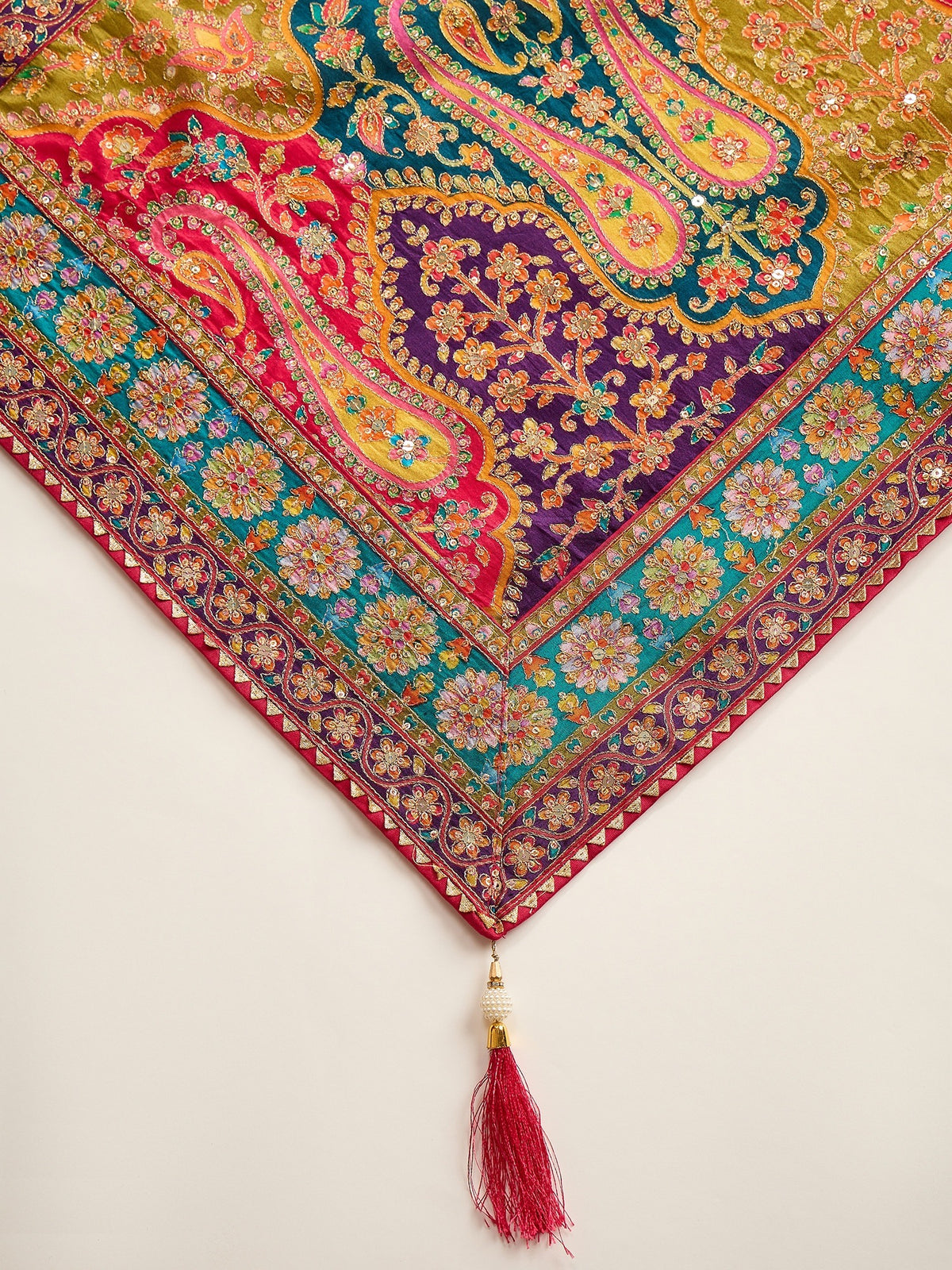 Pink Silk Blend saree – detail view 6