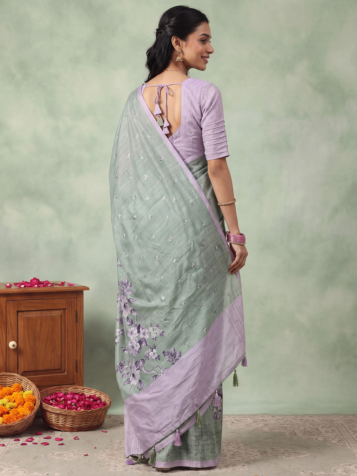 Teal Green Silk Blend saree – detail view 1