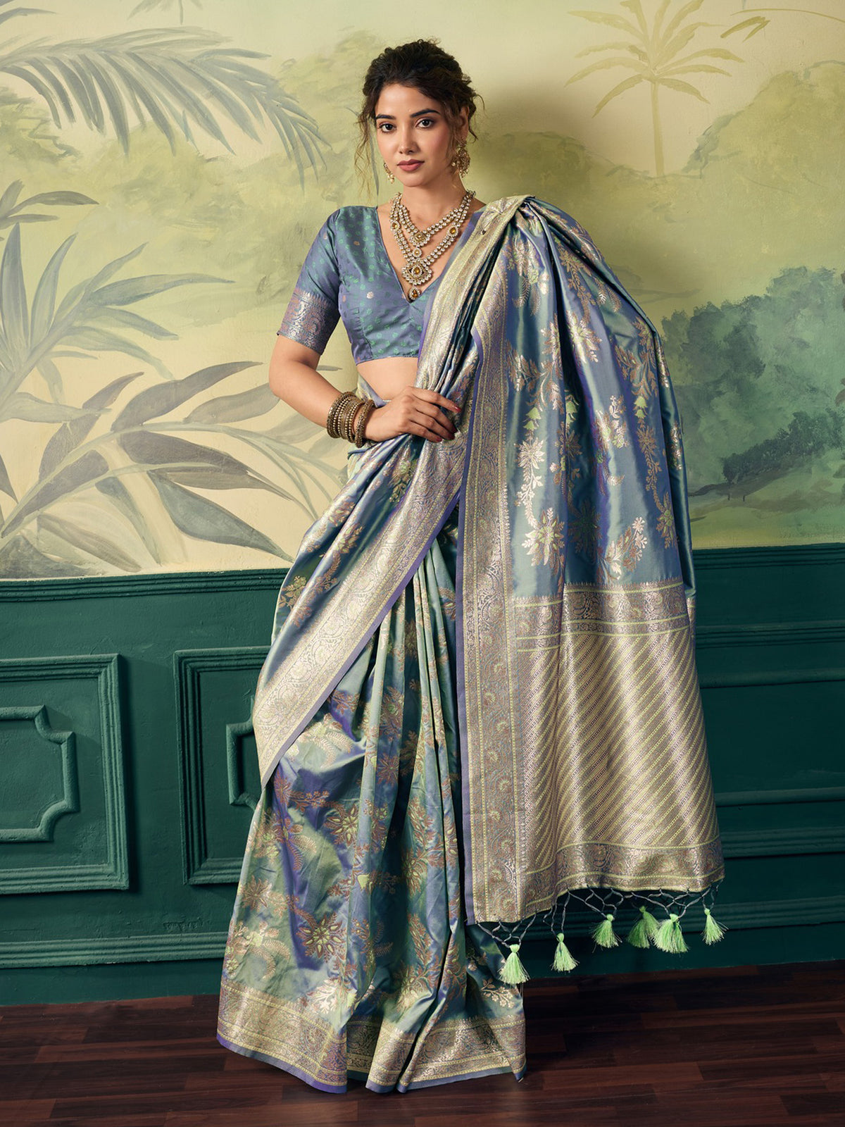 Light Blue Banarasi Silk saree – detail view 2