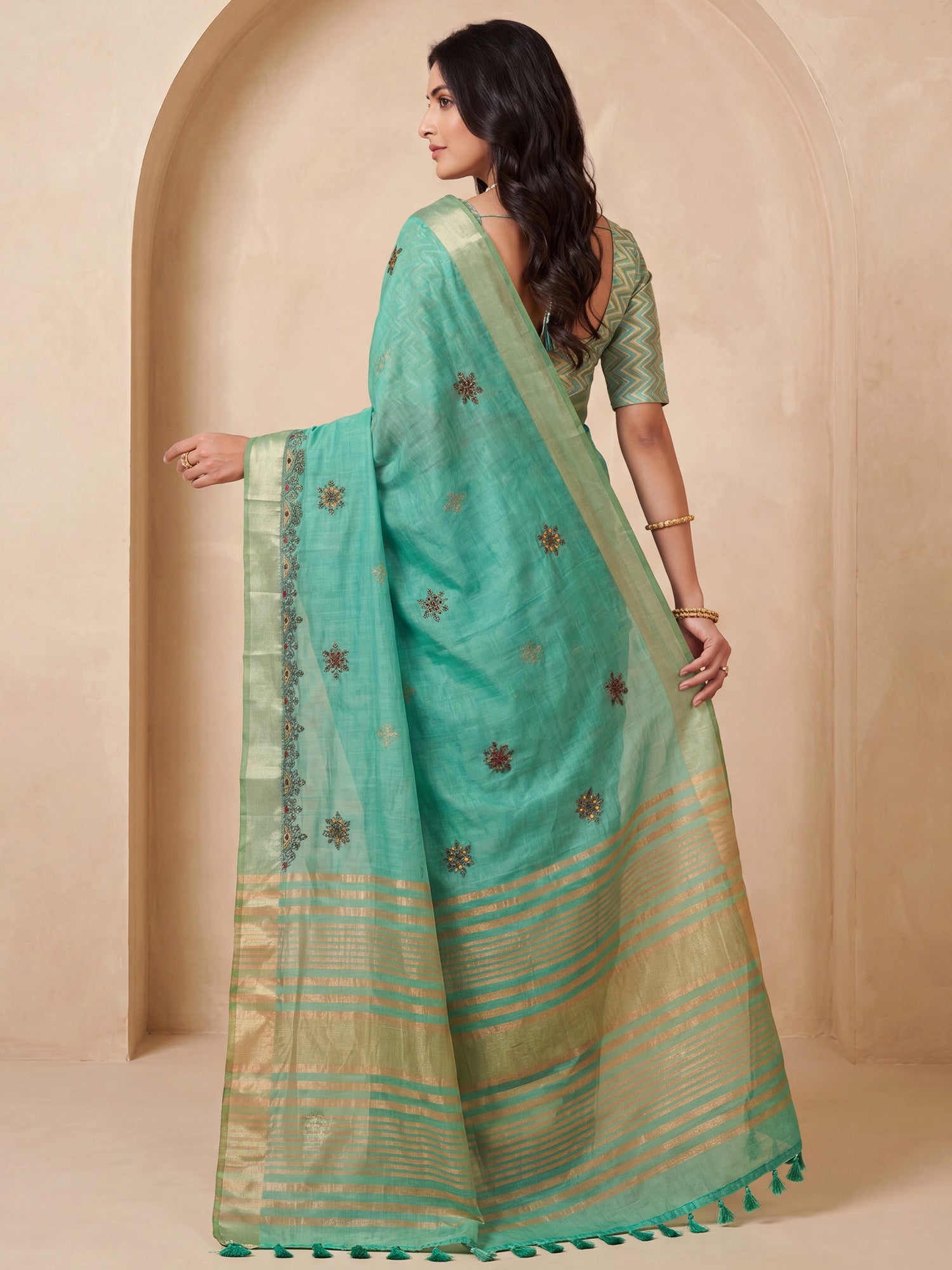 Sea Green Cotton Linen saree – detail view 1