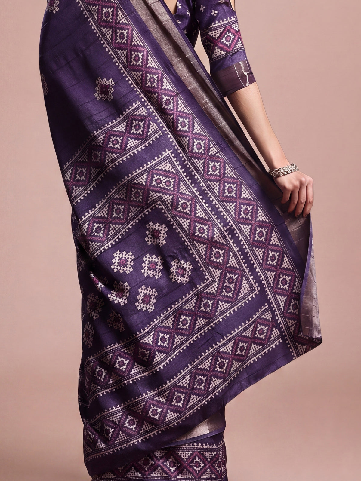 Purple Silk Blend saree – detail view 5