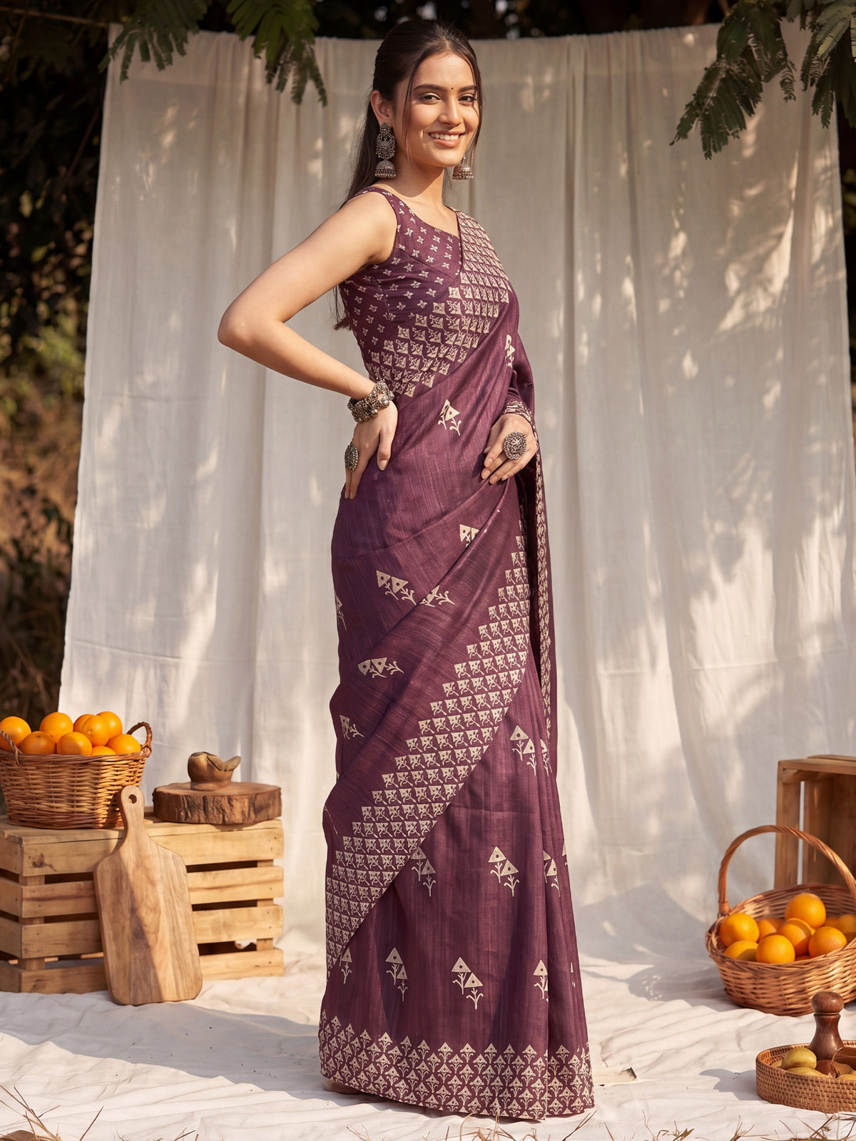 Wine Cotton Blend saree – detail view 2