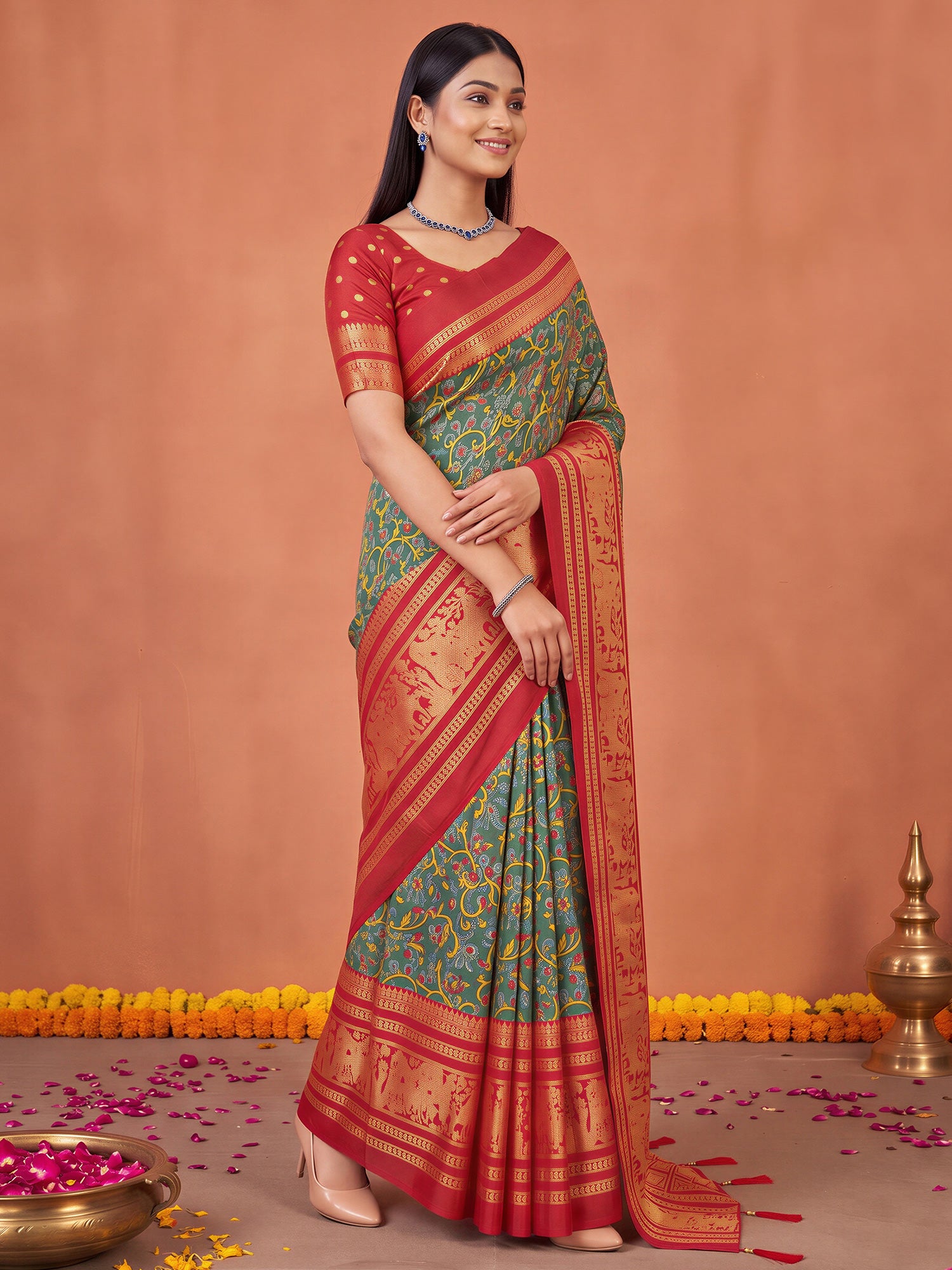Green Cotton Blend saree – detail view 2