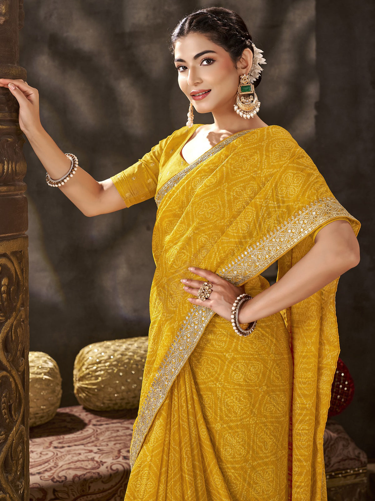 Yellow Chiffon saree – detail view 1