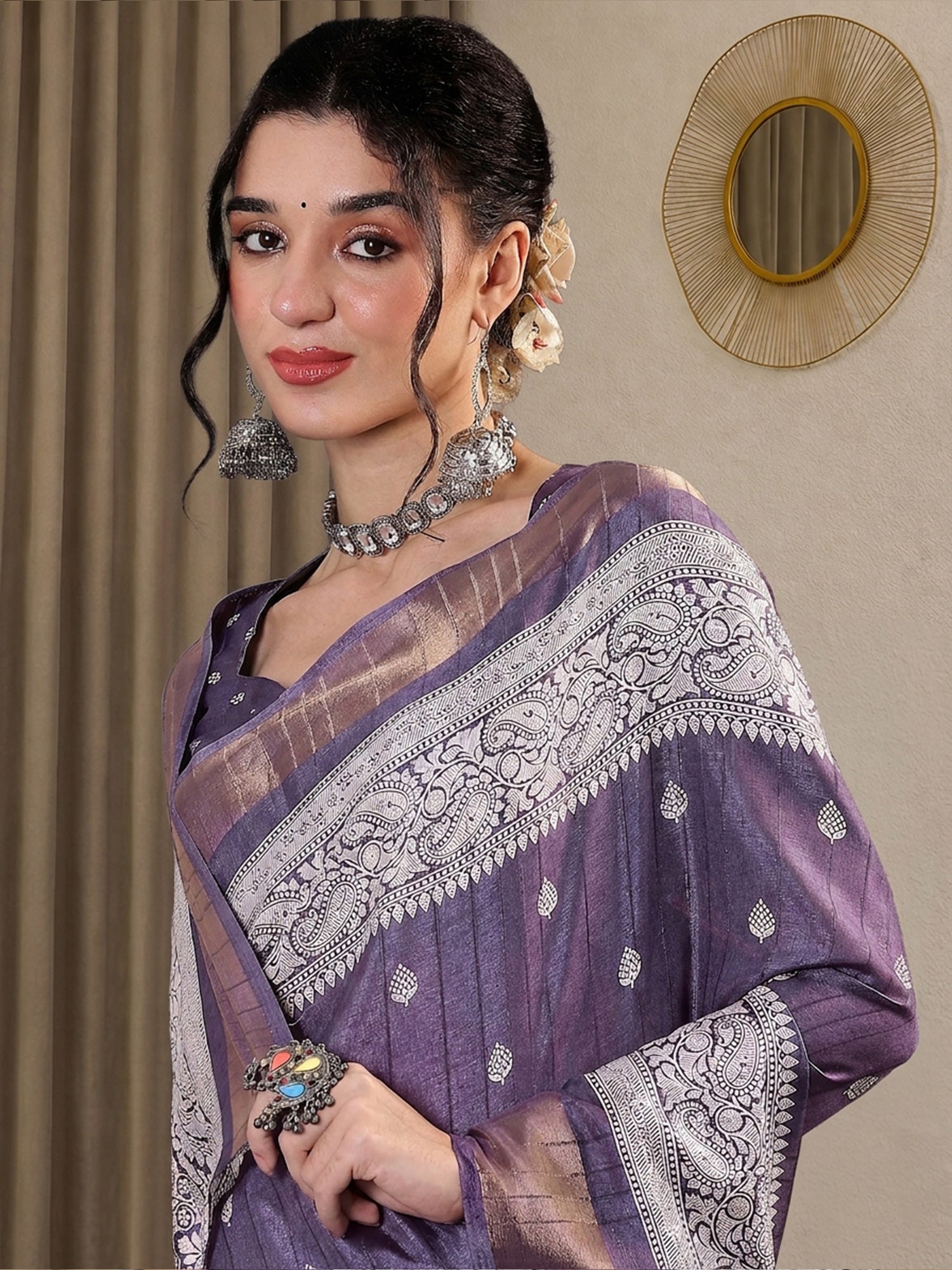 Lavender Silk Blend saree – detail view 3